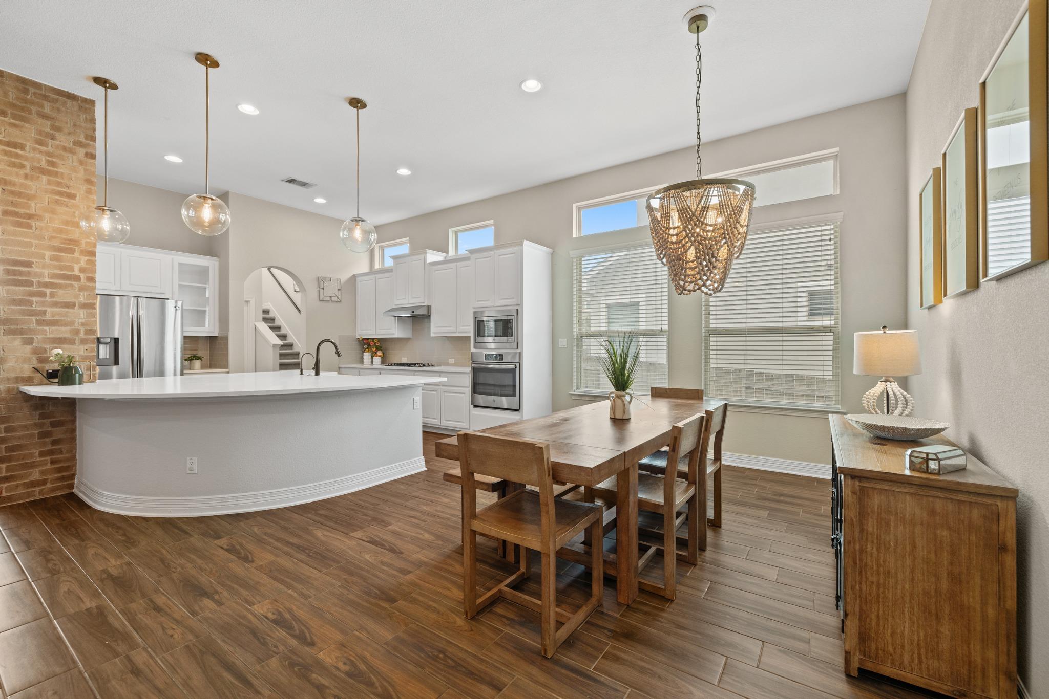 452 Pienza Dr, Georgetown, TX 78628