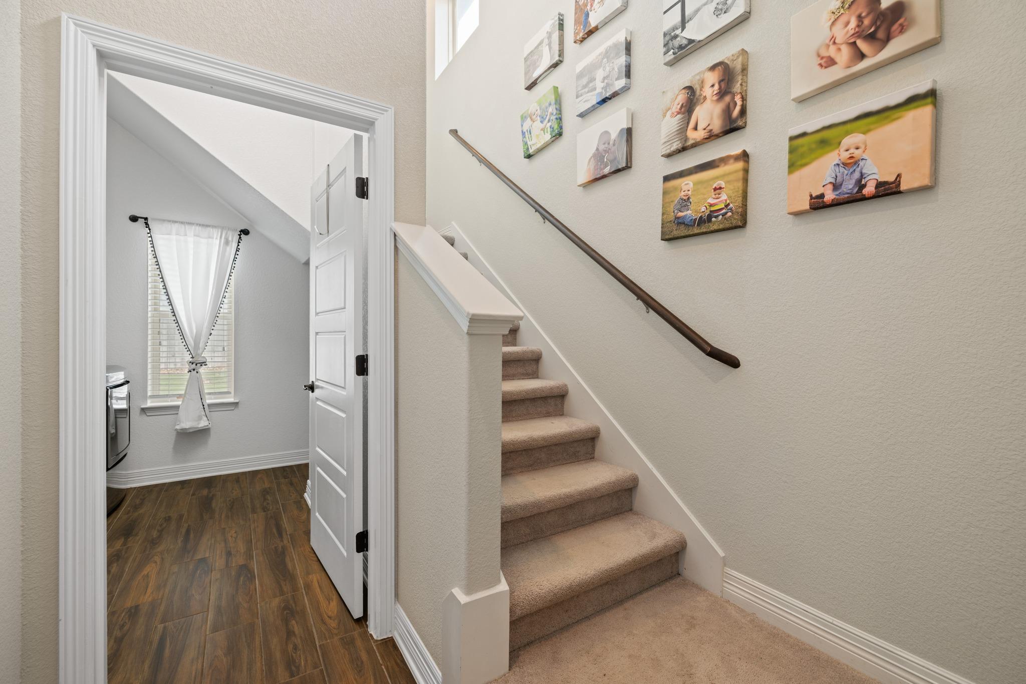 452 Pienza Dr, Georgetown, TX 78628