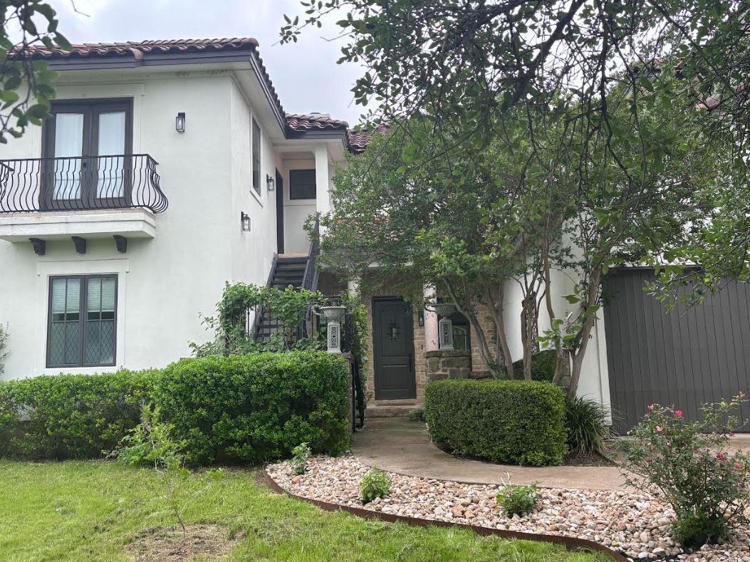 1603 Las Entradas Dr, Spicewood, TX 78669