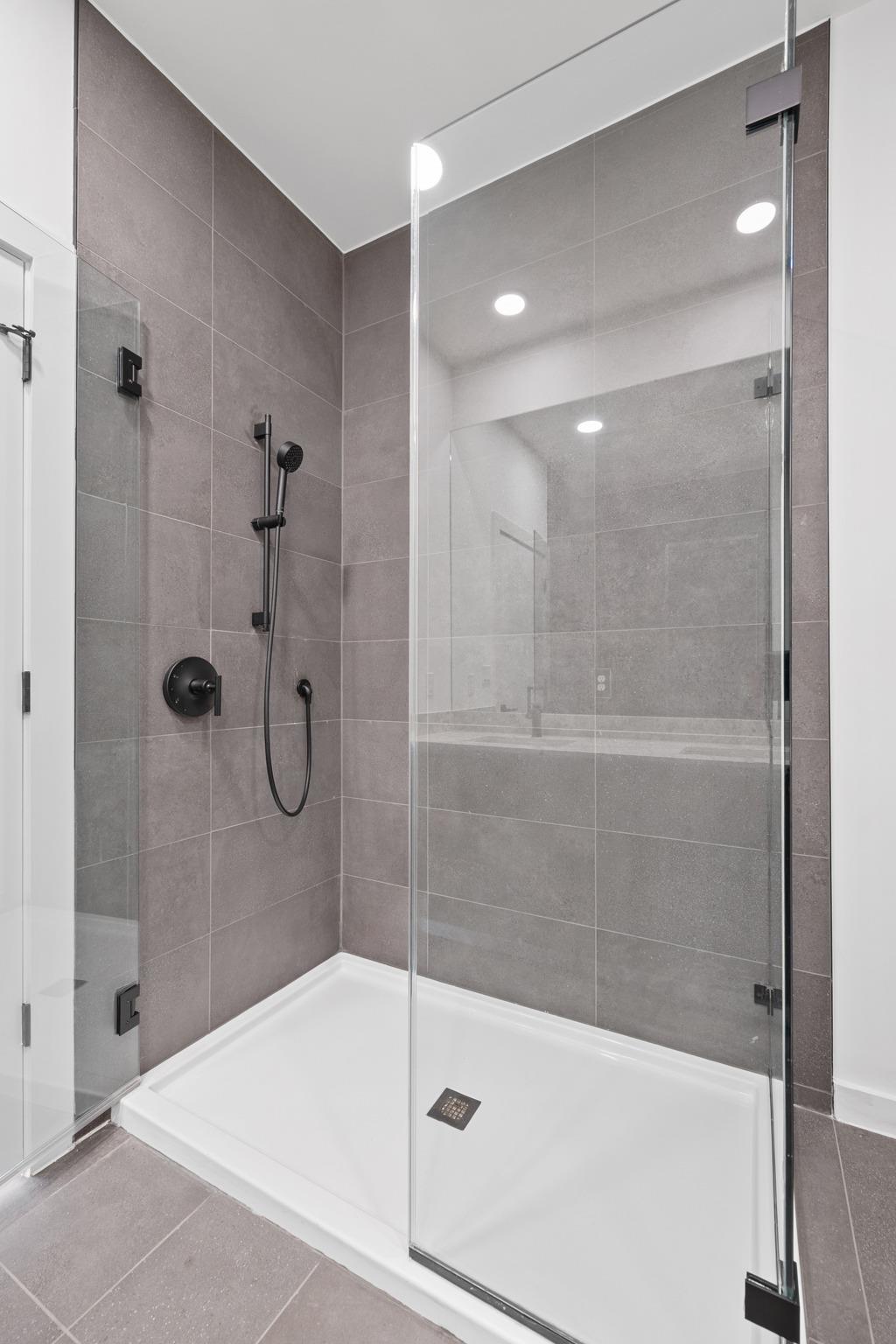 2209 S 1st St # 310, Austin, TX 78704