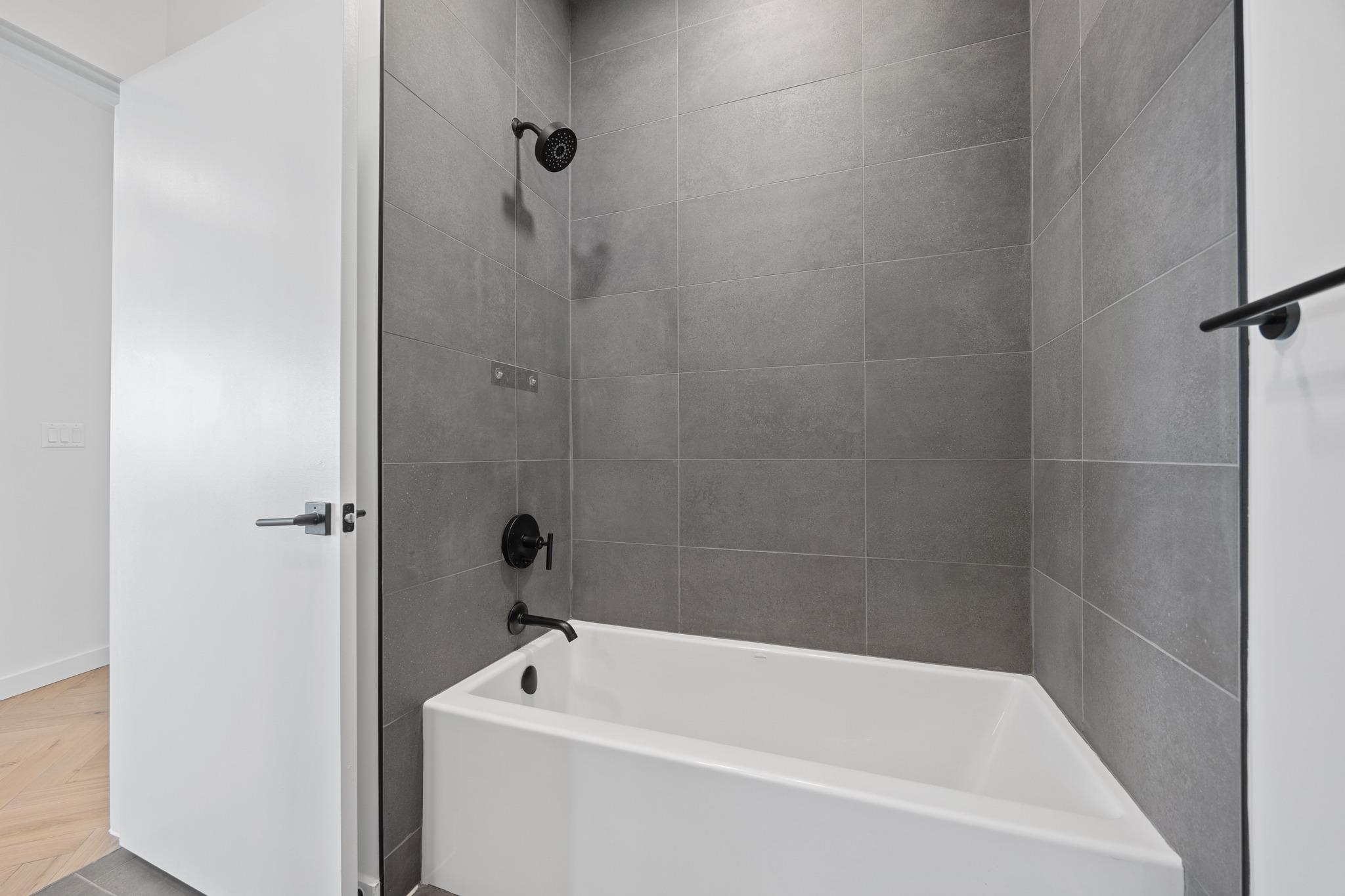 2209 S 1st St # 310, Austin, TX 78704