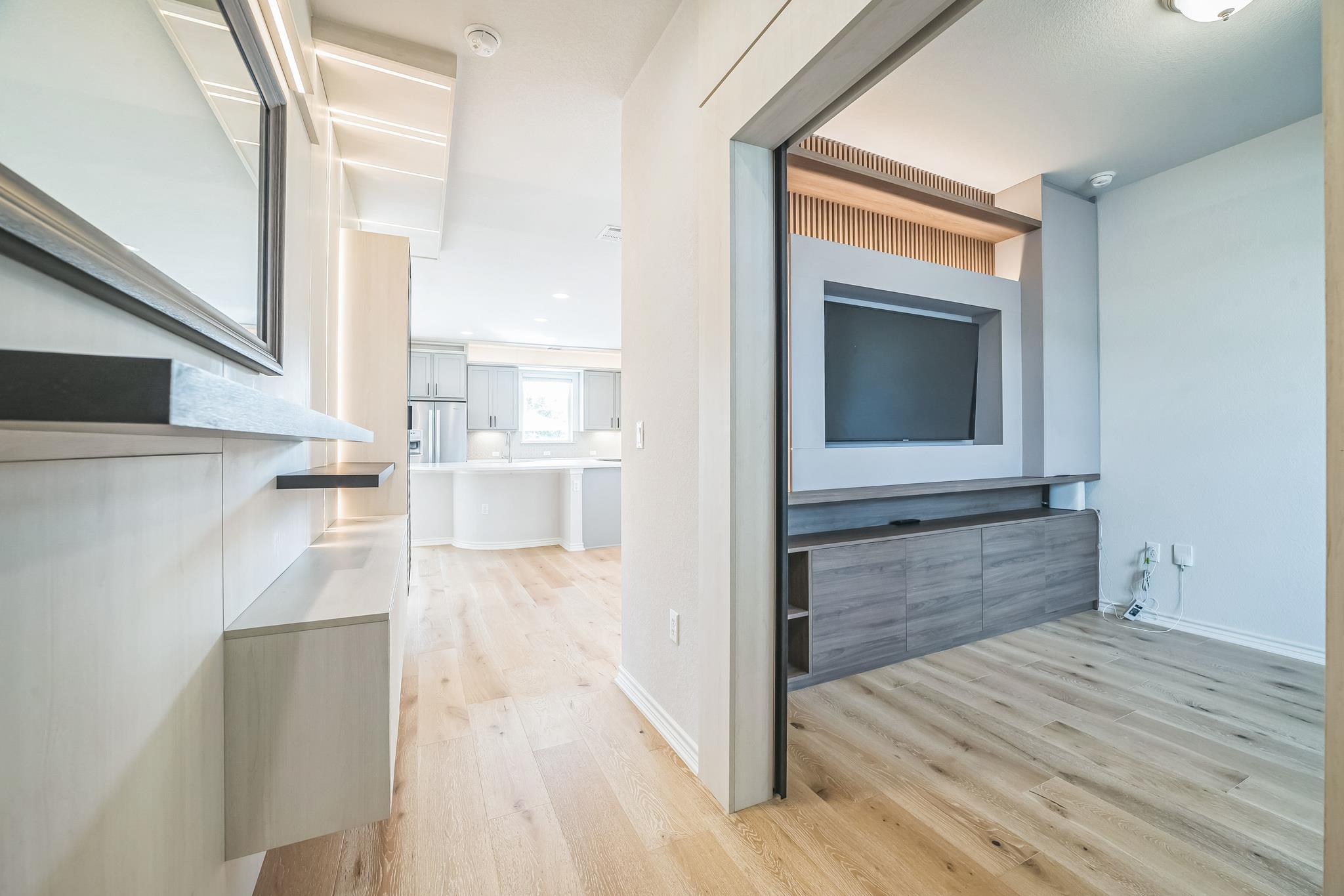 14300 McCoy Loop # 21, Austin, TX 78717