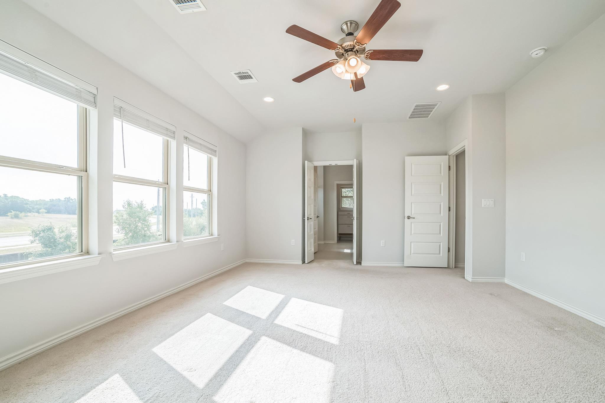 14300 McCoy Loop # 21, Austin, TX 78717