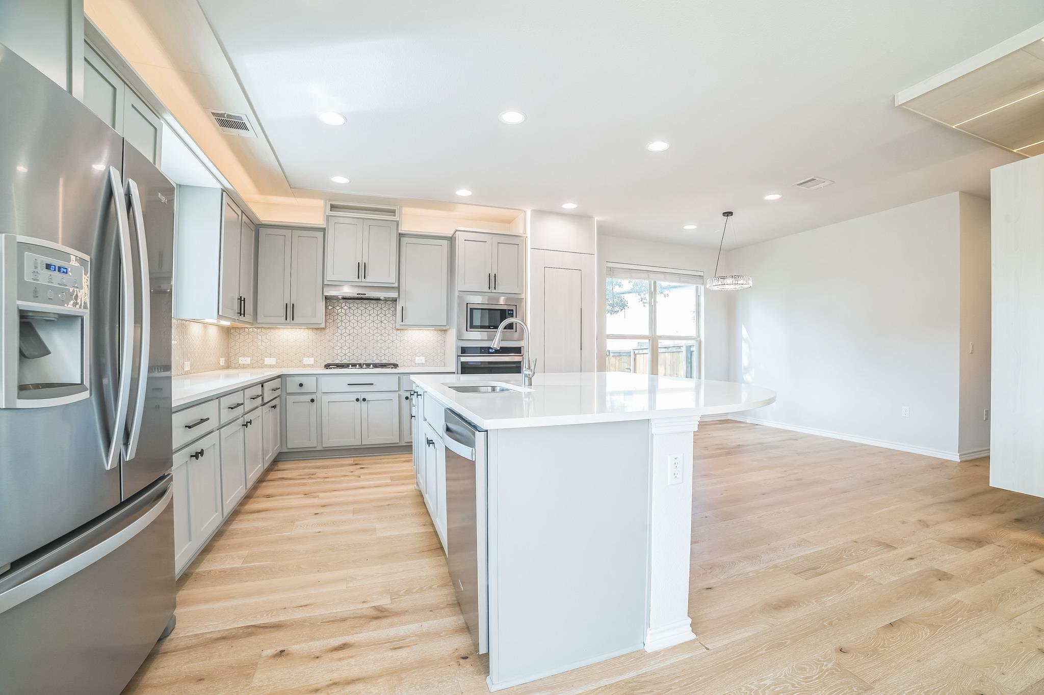 14300 McCoy Loop # 21, Austin, TX 78717