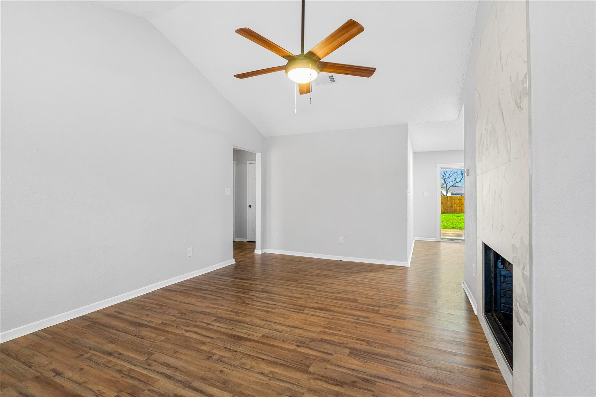 10511 Man O War Ave, Austin, TX 78719