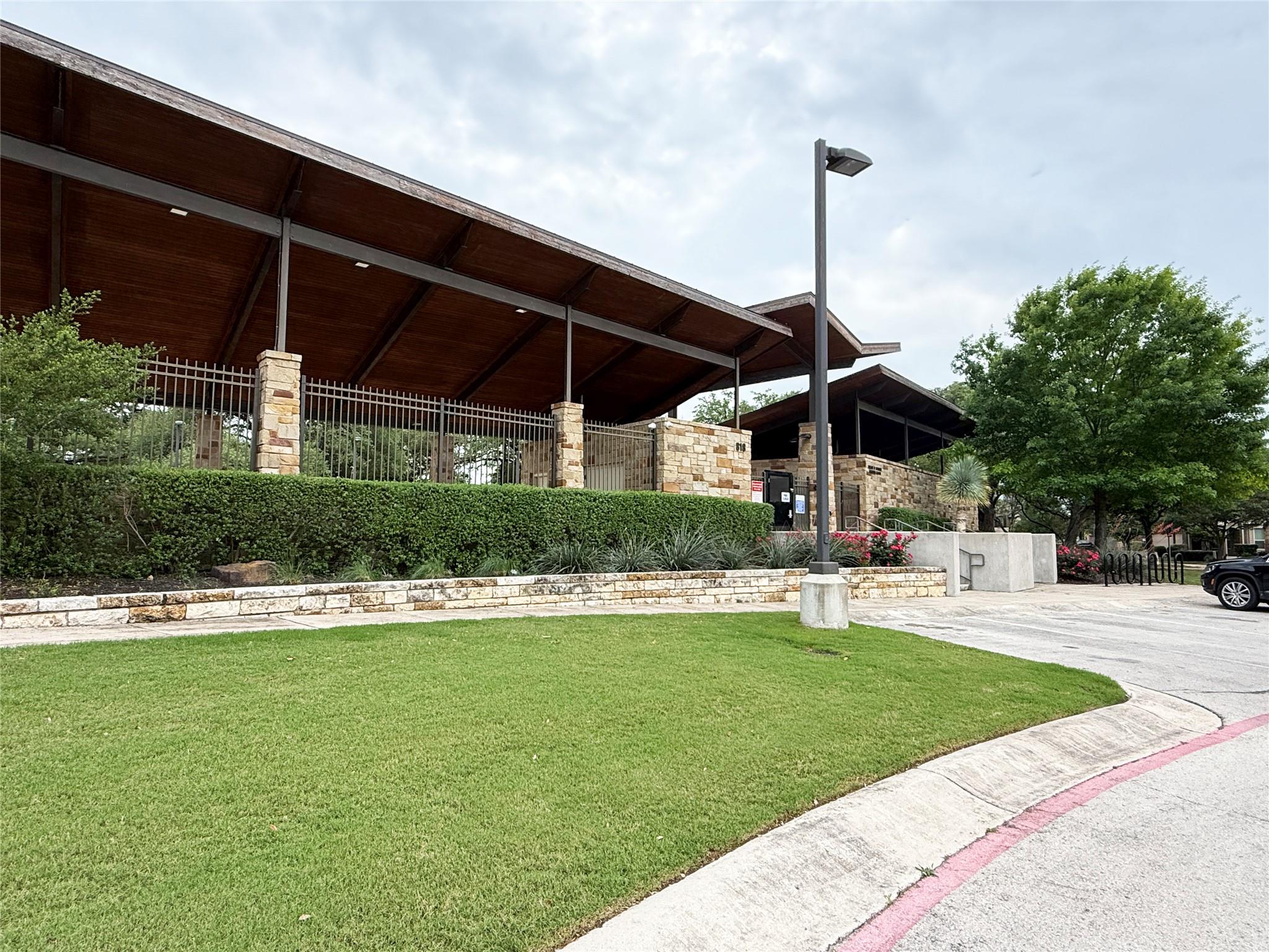 601 Puerta Vallarta Ln, Austin, TX 78748