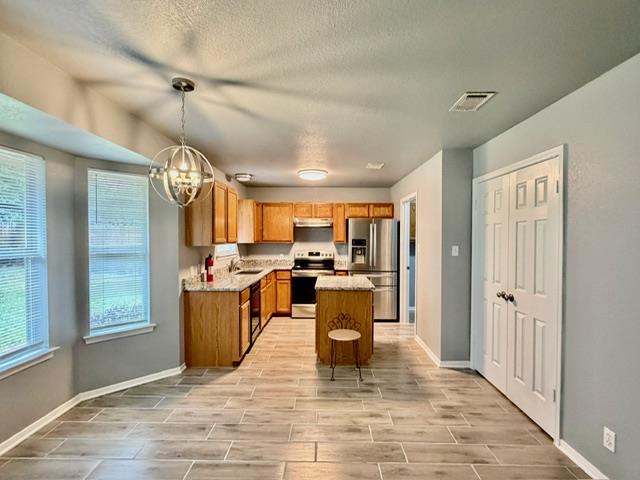 7 S Bobcat Ct, Morgan's Point Resort, TX 76513