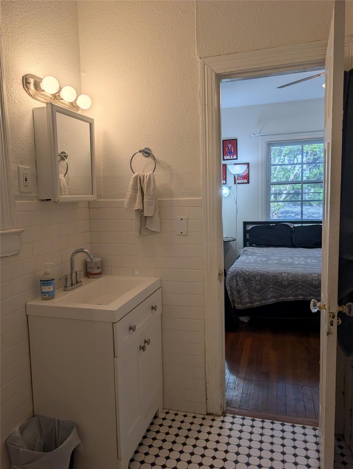 3119 Tom Green St # 1, Austin, TX 78705