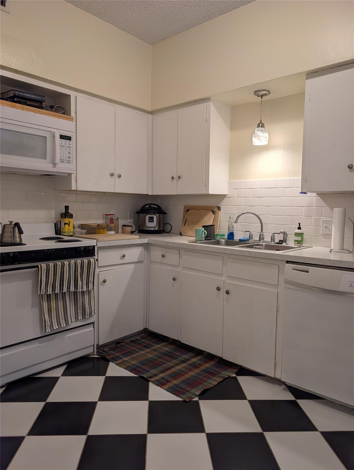 3119 Tom Green St # 1, Austin, TX 78705