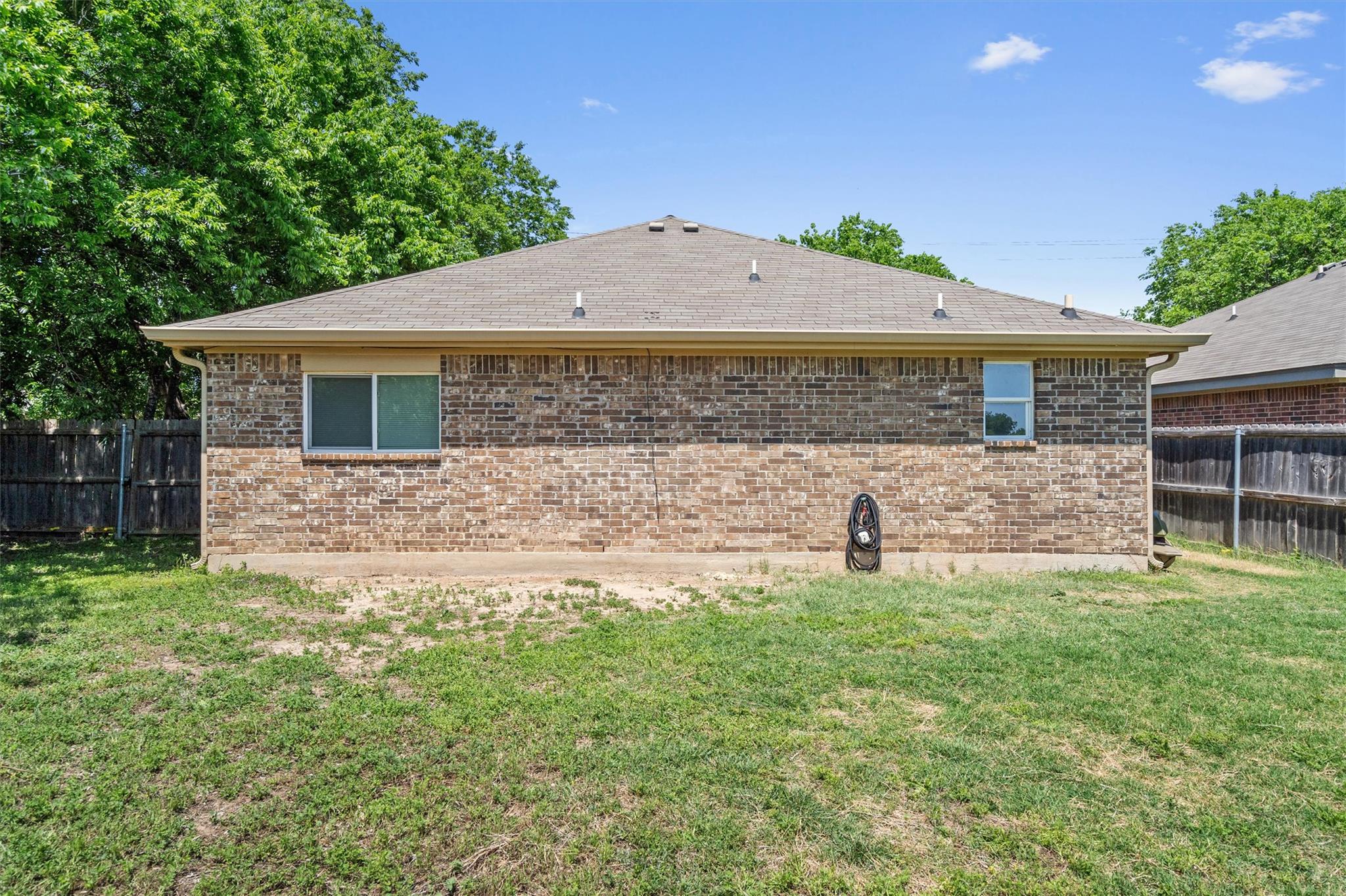 1202 E Avenue F, Lampasas, TX 76550