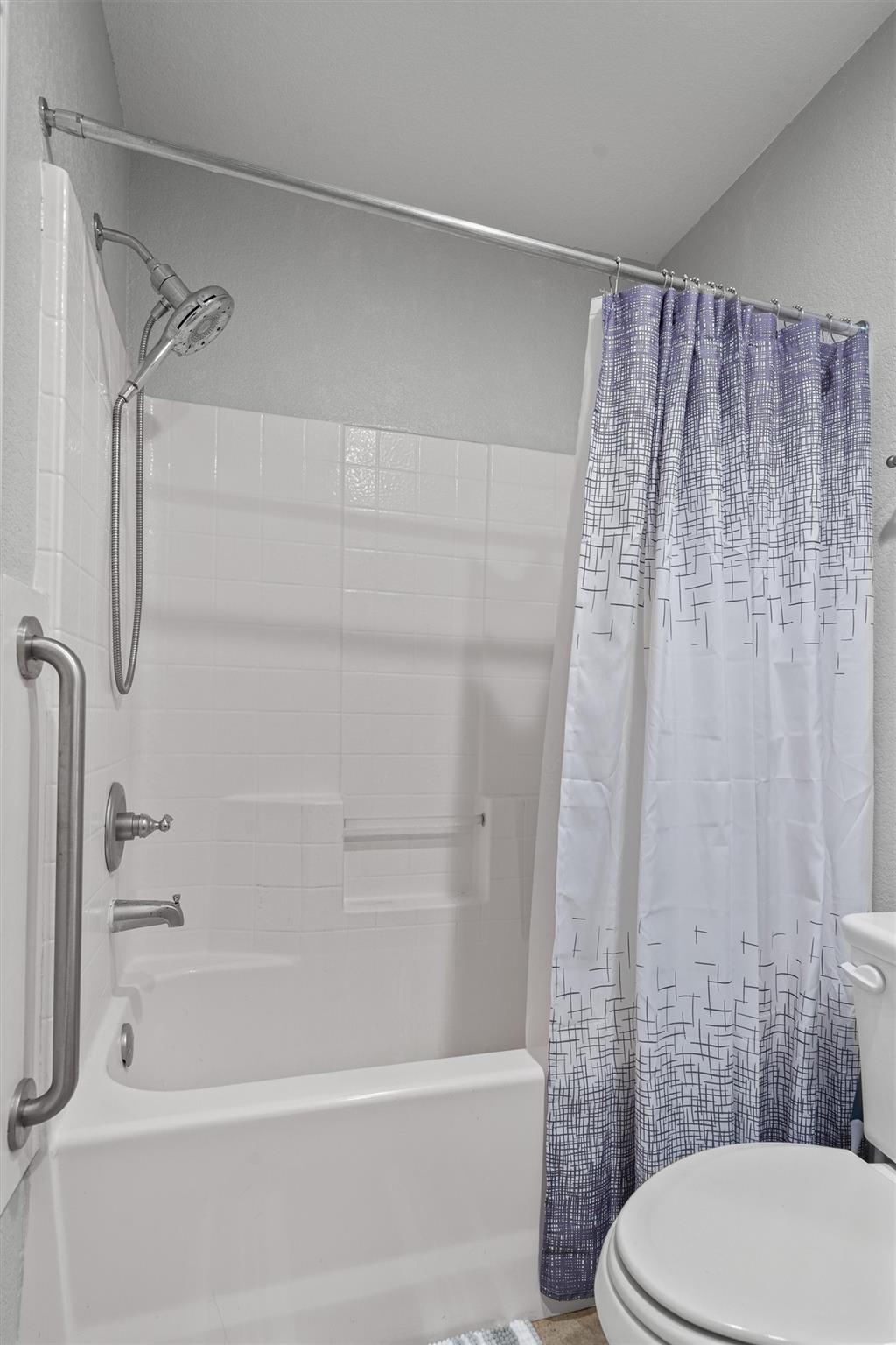 1202 E Avenue F, Lampasas, TX 76550