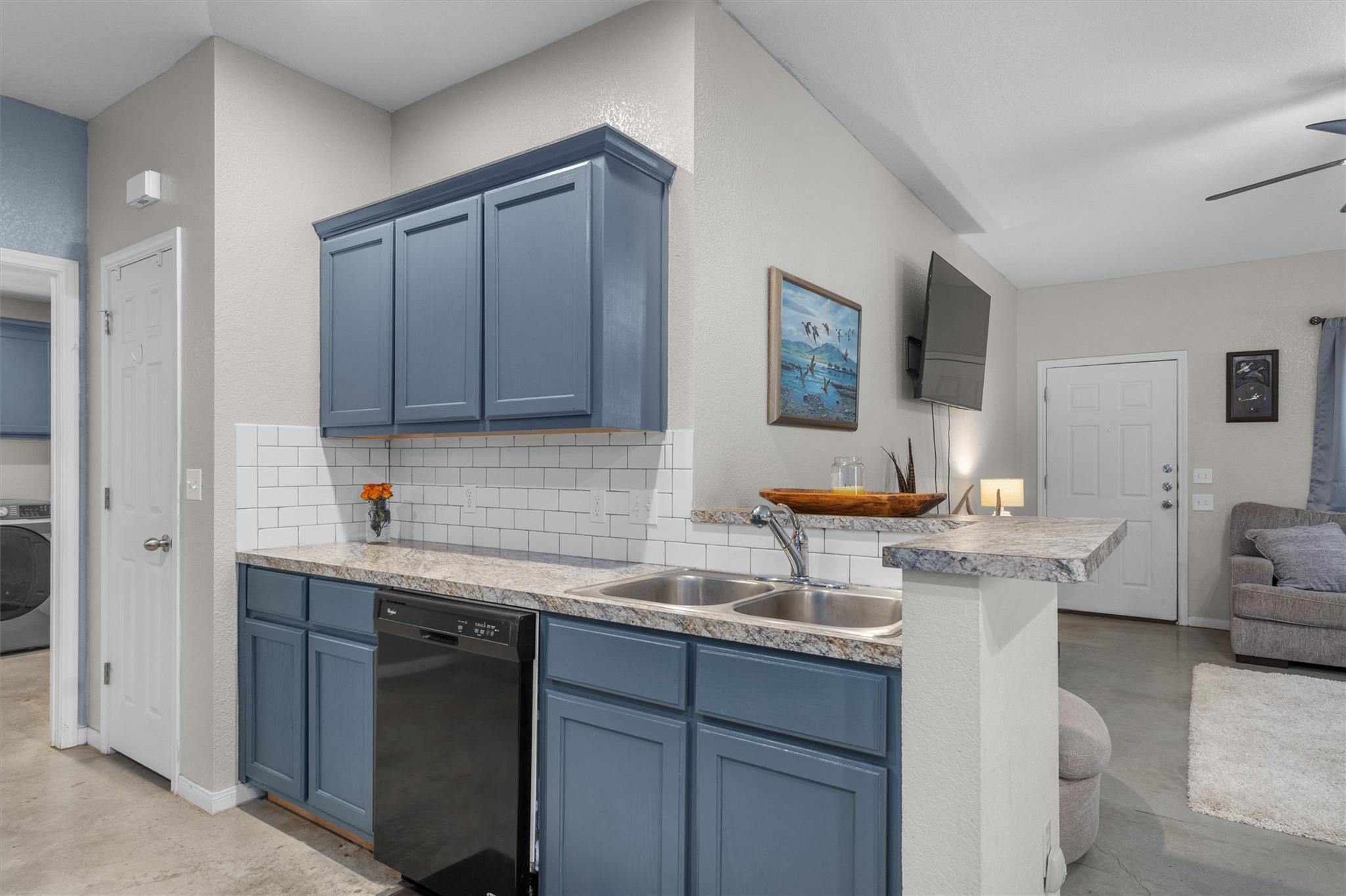 1202 E Avenue F, Lampasas, TX 76550