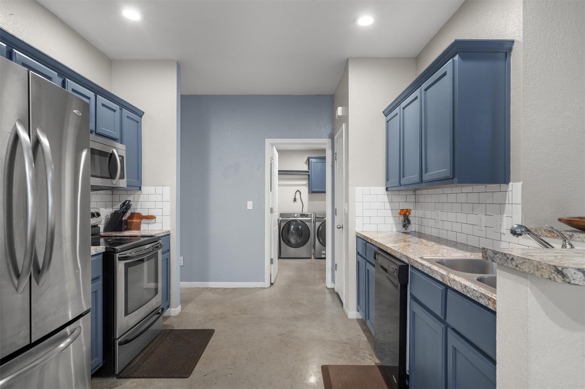 1202 E Avenue F, Lampasas, TX 76550