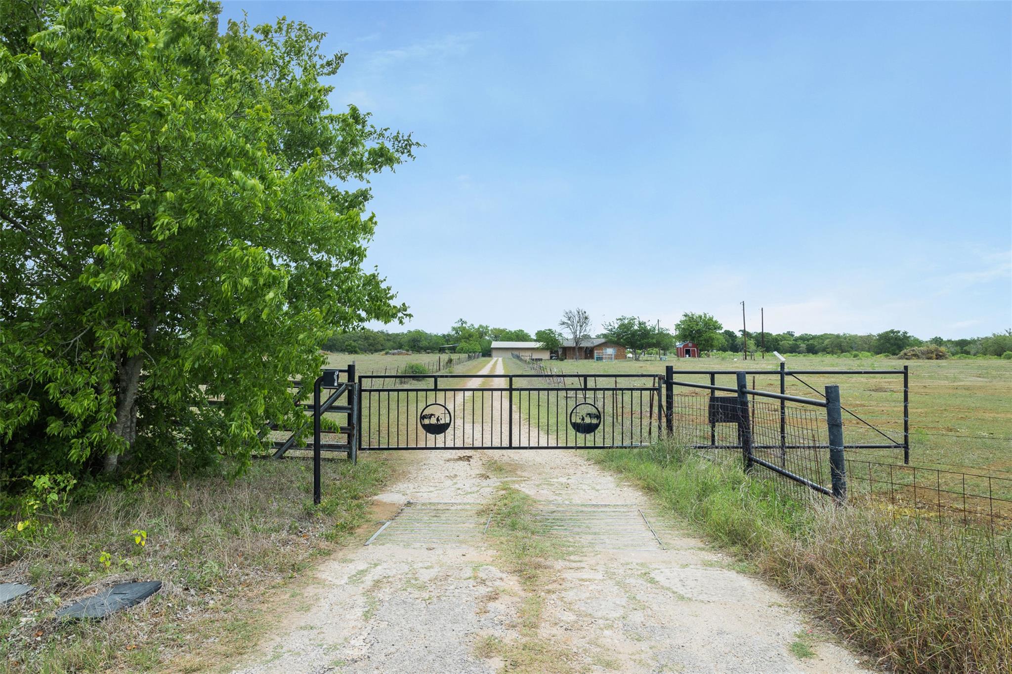 9765 State Park Rd, Lockhart, TX 78644