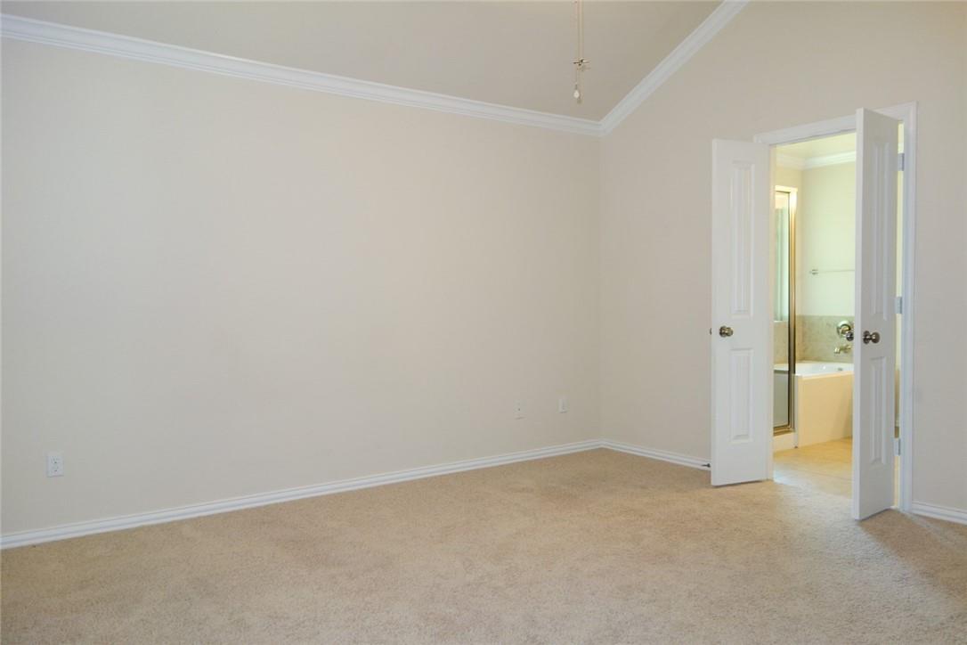 3745 Bainbridge St, Round Rock, TX 78681