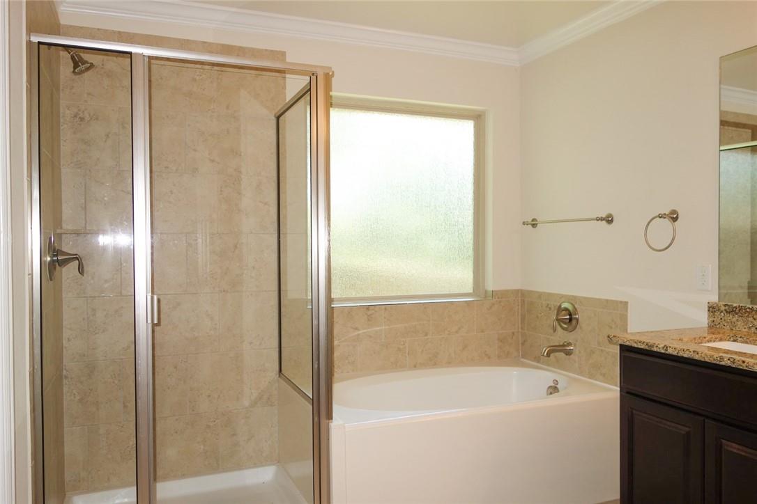 3745 Bainbridge St, Round Rock, TX 78681