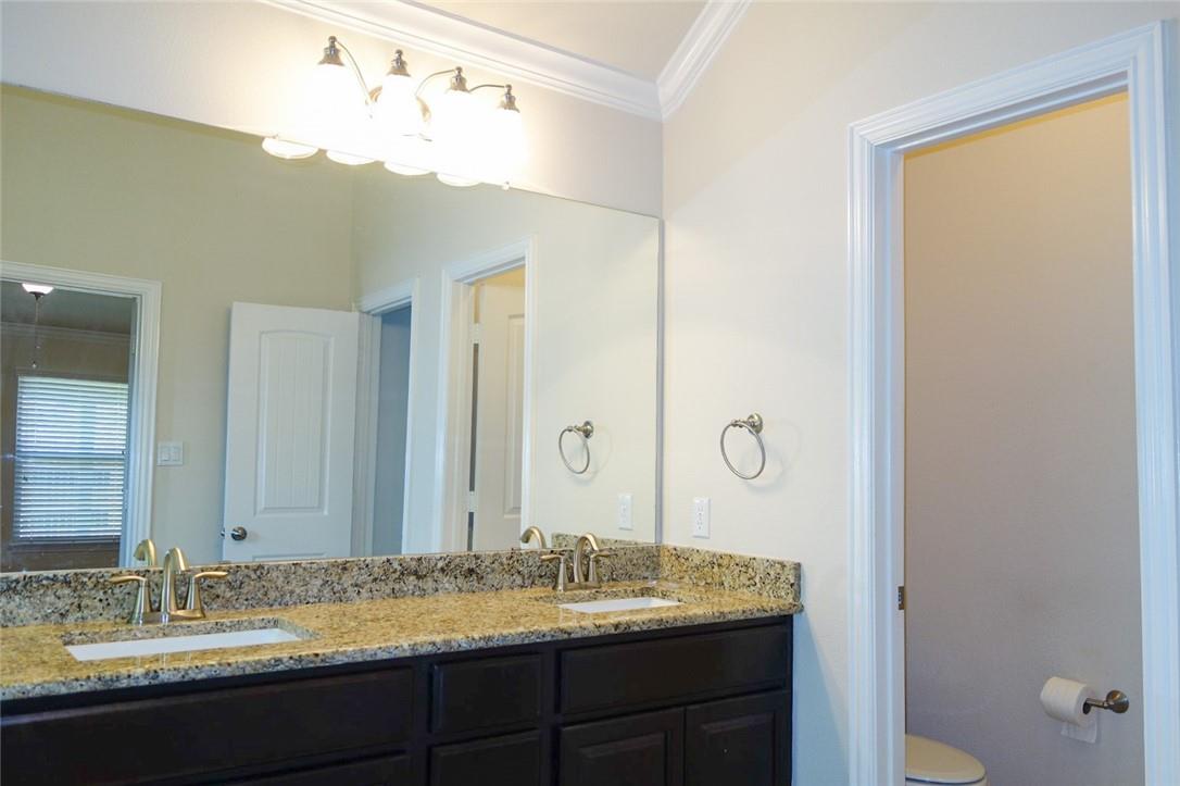 3745 Bainbridge St, Round Rock, TX 78681