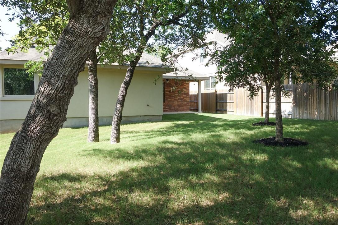 3745 Bainbridge St, Round Rock, TX 78681