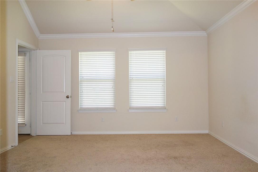 3745 Bainbridge St, Round Rock, TX 78681