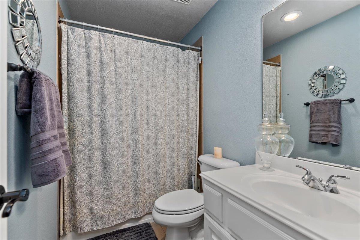 15519 Stallion Point Cir, Cypress, TX 77429