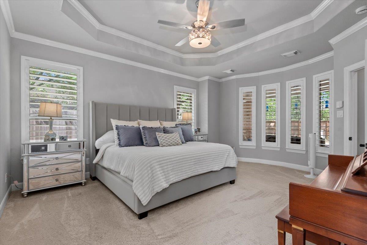 15519 Stallion Point Cir, Cypress, TX 77429