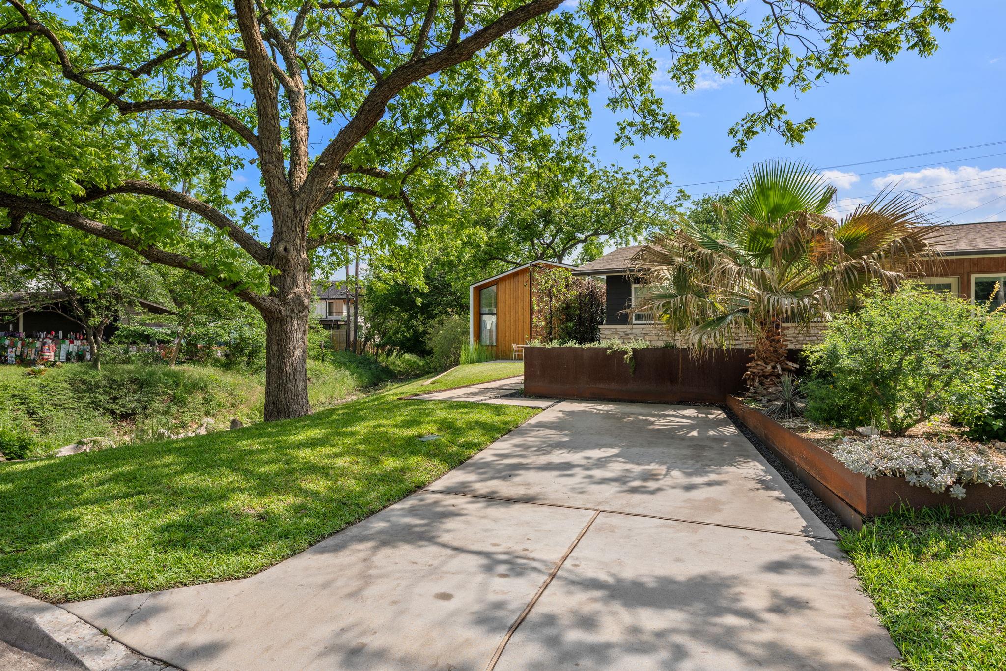 1309 Green Forest Dr # 2, Austin, TX 78745