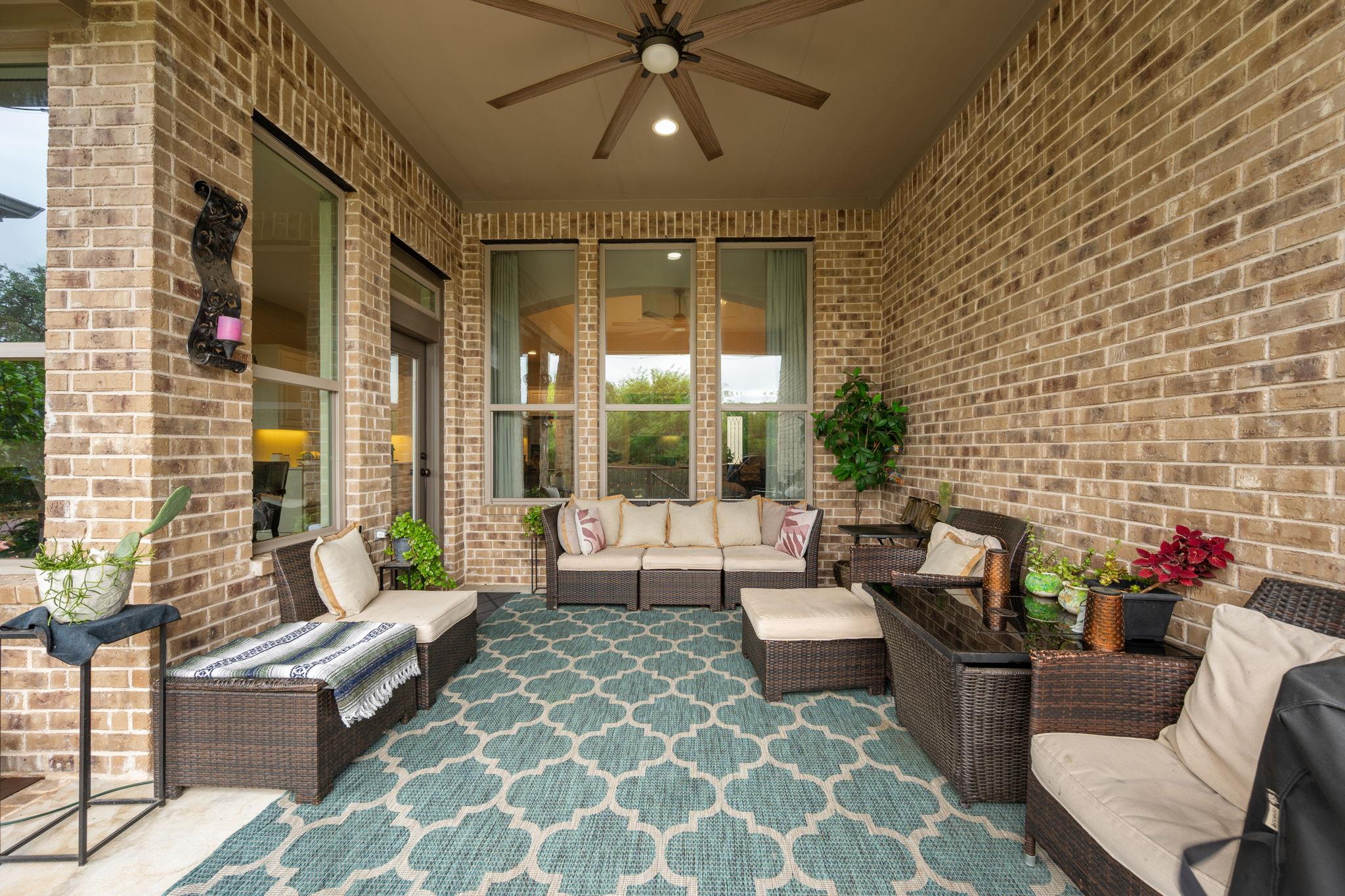 426 Sand Hills Ln, Austin, TX 78737