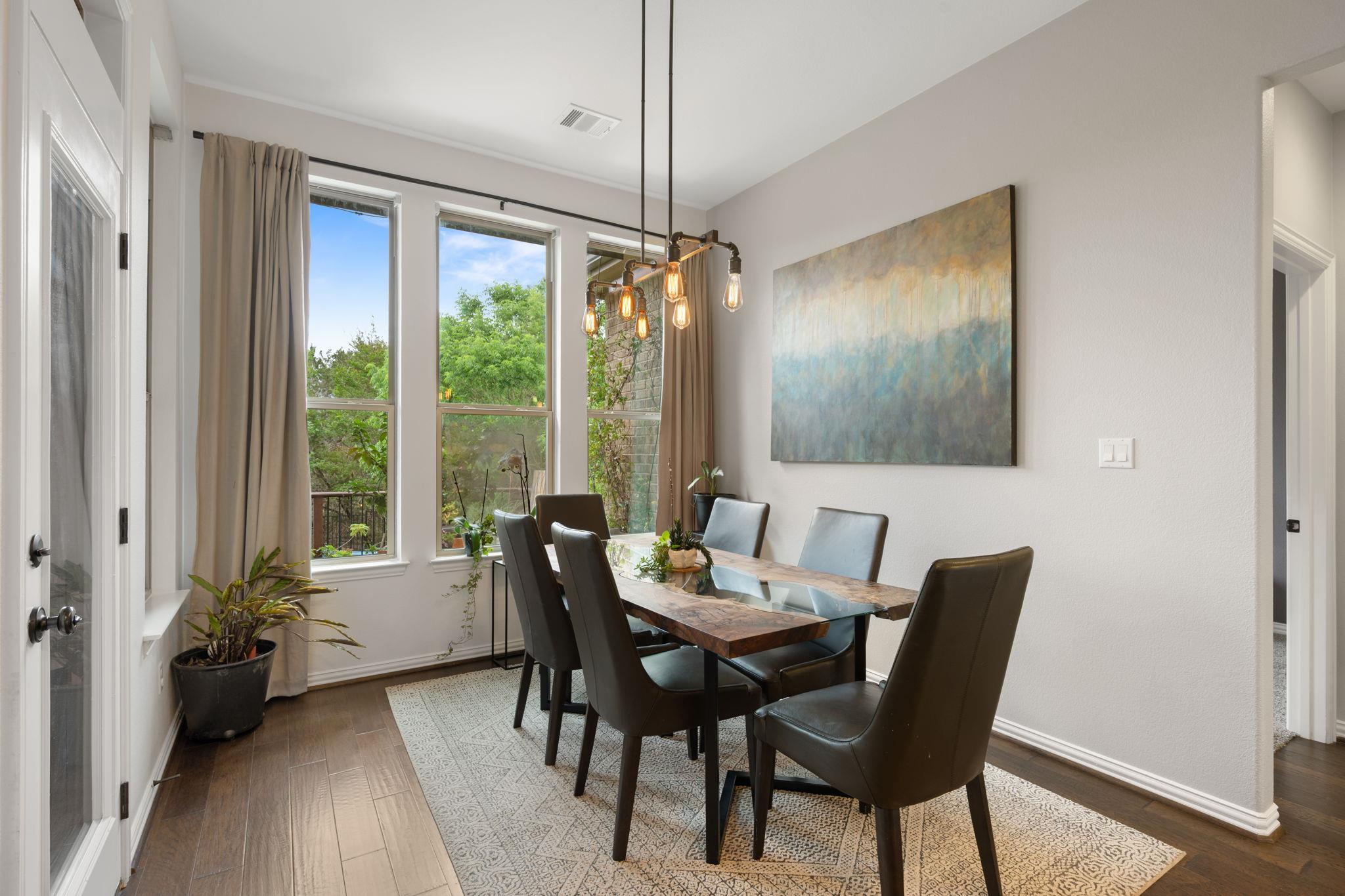 426 Sand Hills Ln, Austin, TX 78737