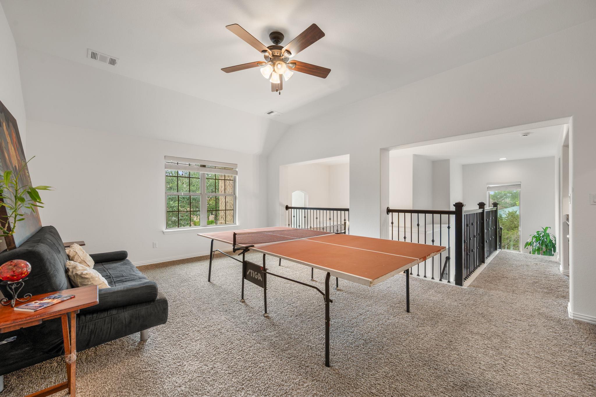 426 Sand Hills Ln, Austin, TX 78737