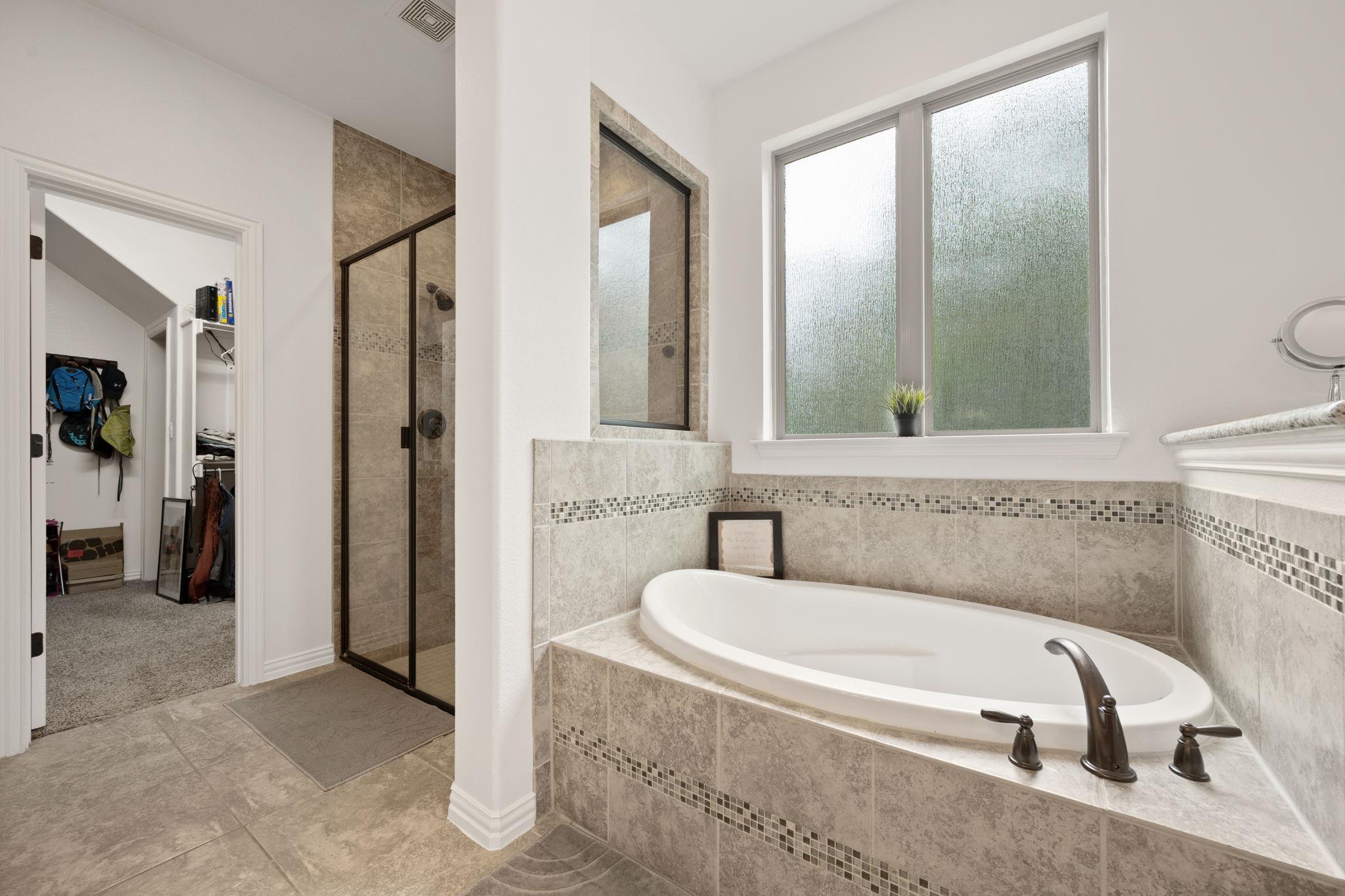 426 Sand Hills Ln, Austin, TX 78737