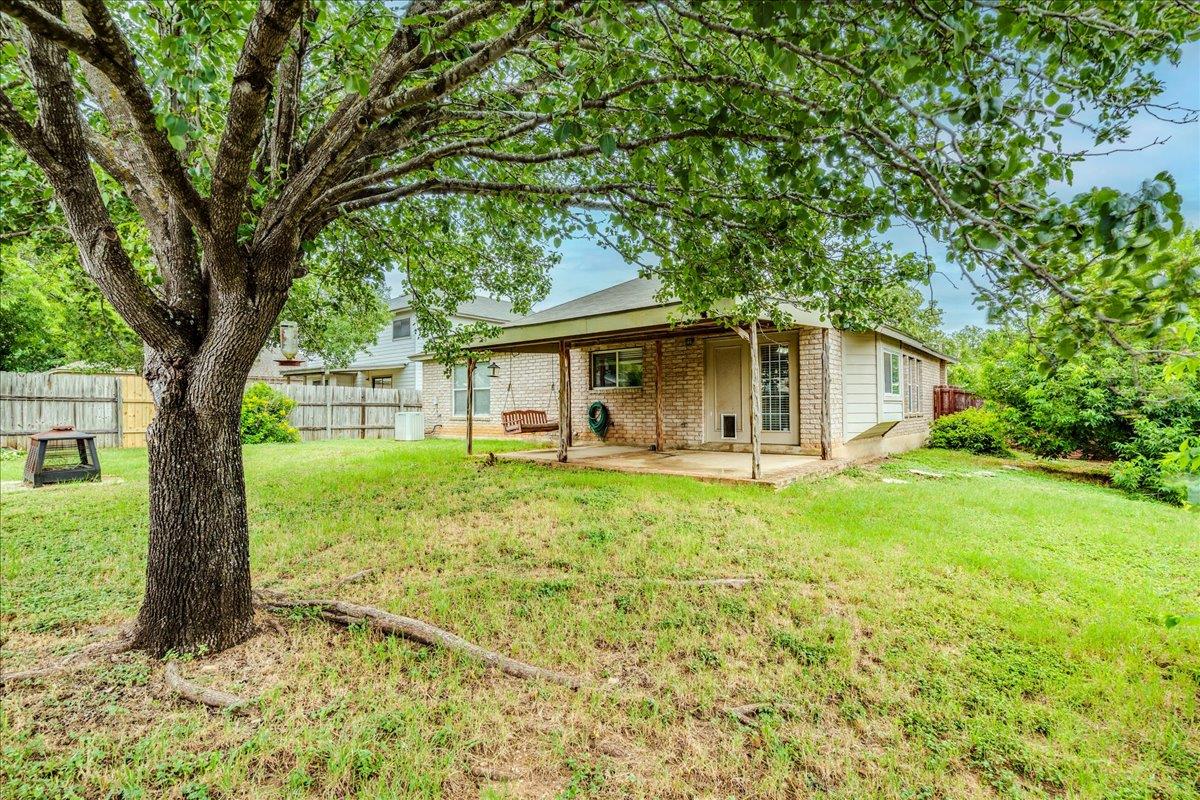 1142 Stone Gdn, New Braunfels, TX 78130