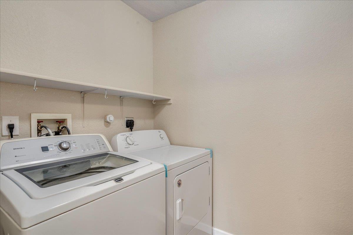 1142 Stone Gdn, New Braunfels, TX 78130