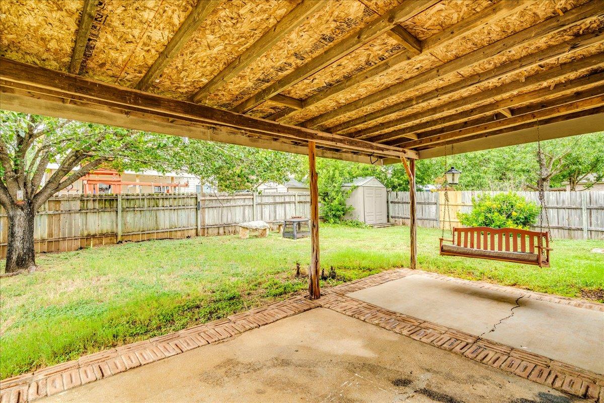 1142 Stone Gdn, New Braunfels, TX 78130