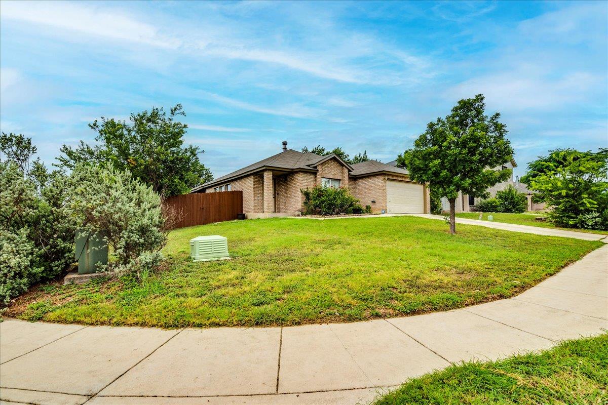 1142 Stone Gdn, New Braunfels, TX 78130