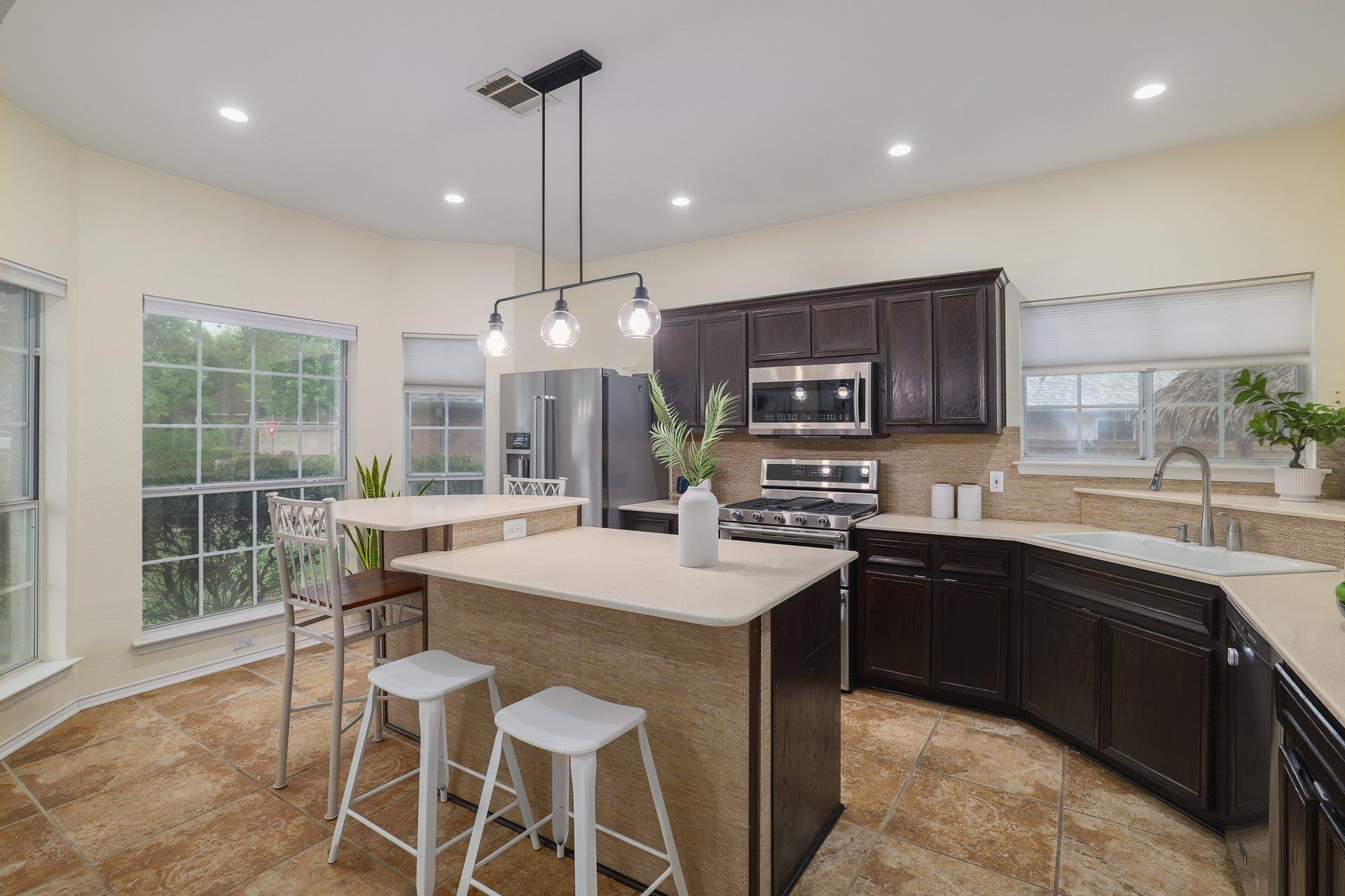 3852 Newland Ct, Round Rock, TX 78681