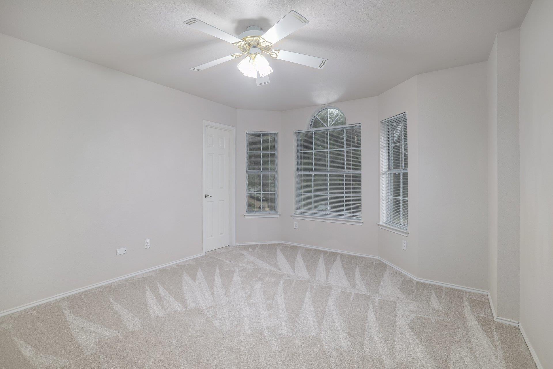 3852 Newland Ct, Round Rock, TX 78681