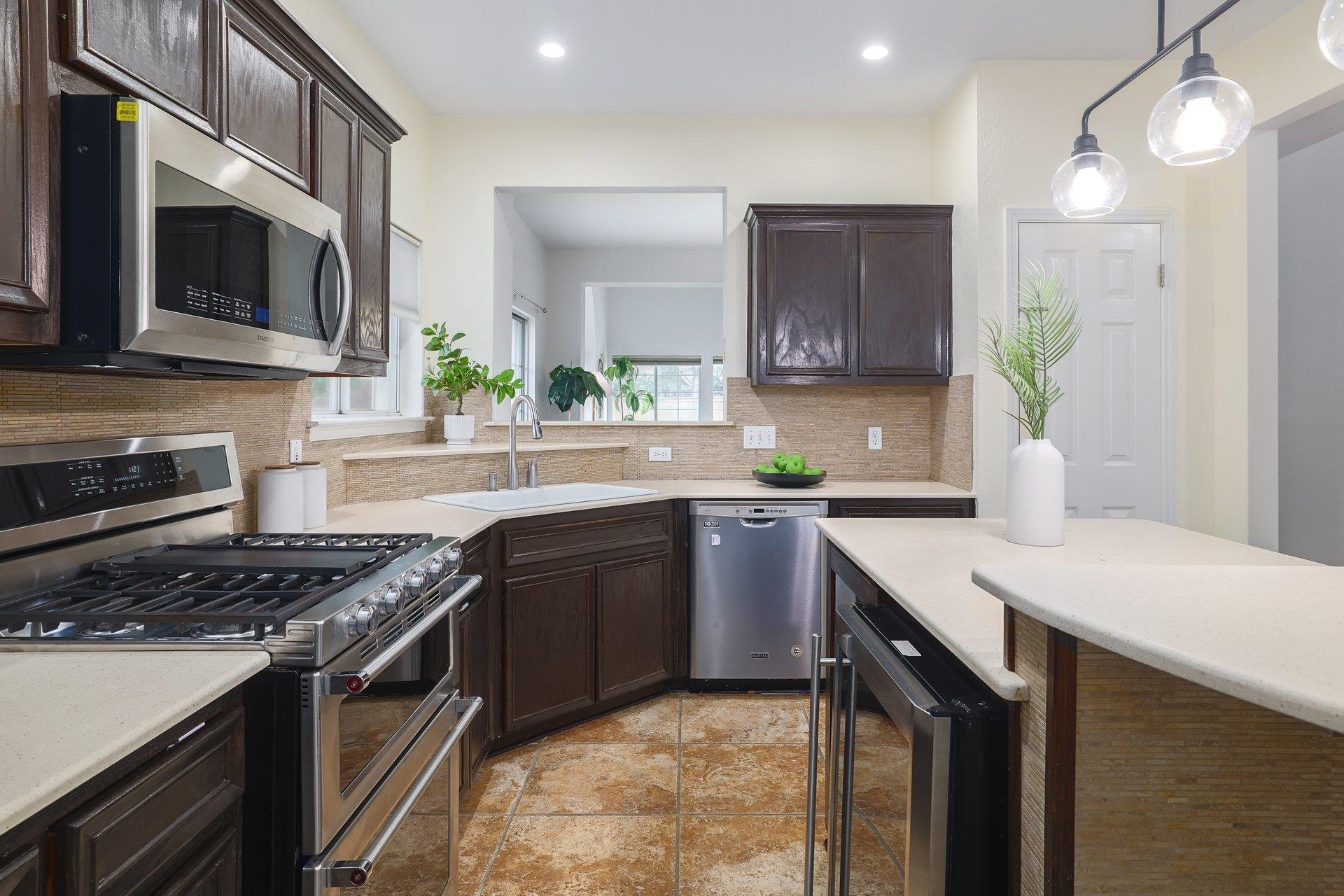 3852 Newland Ct, Round Rock, TX 78681