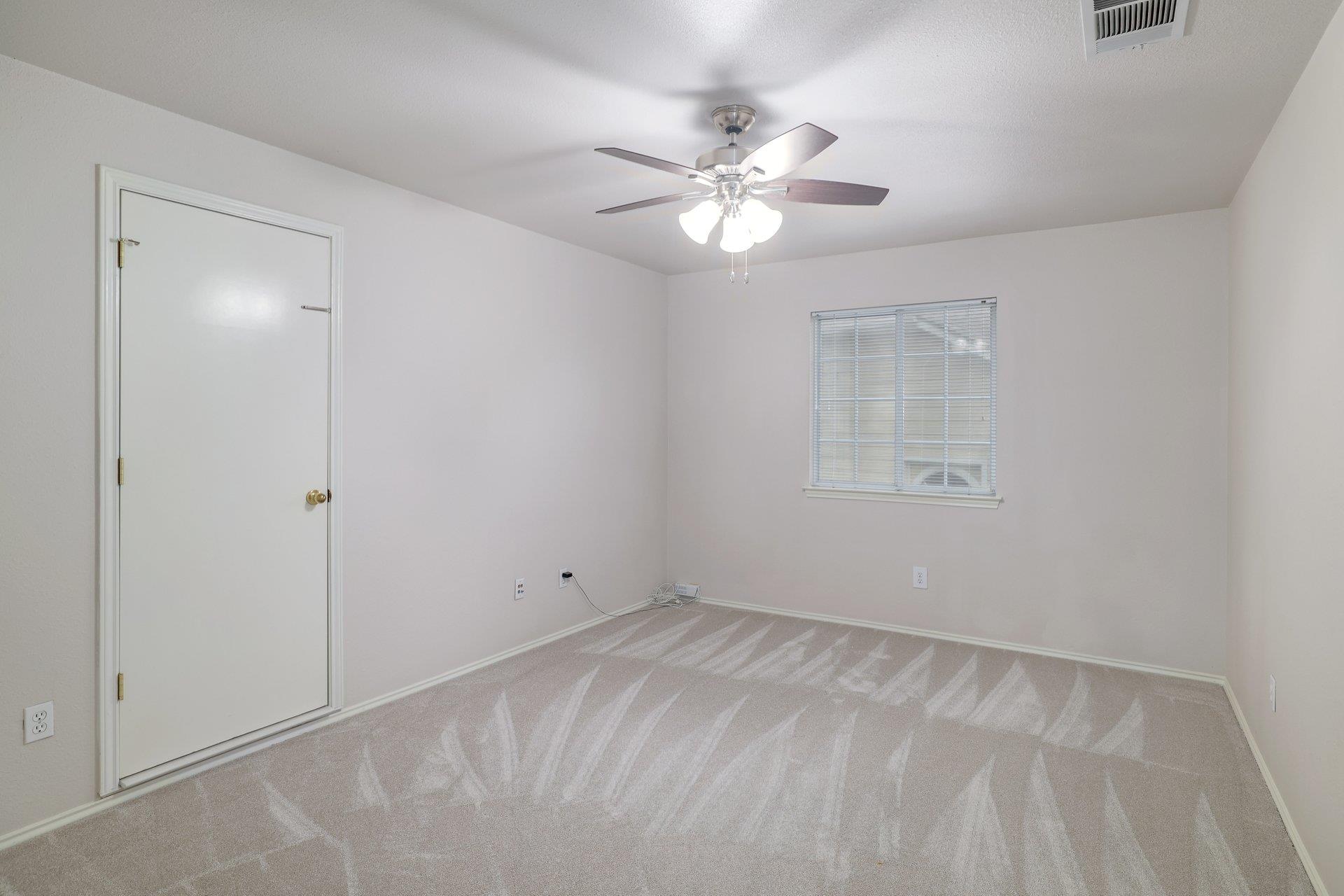 3852 Newland Ct, Round Rock, TX 78681