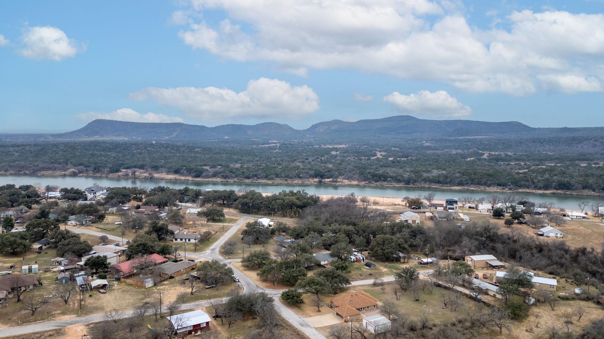 4308 Mountain View Dr, Kingsland, TX 78639