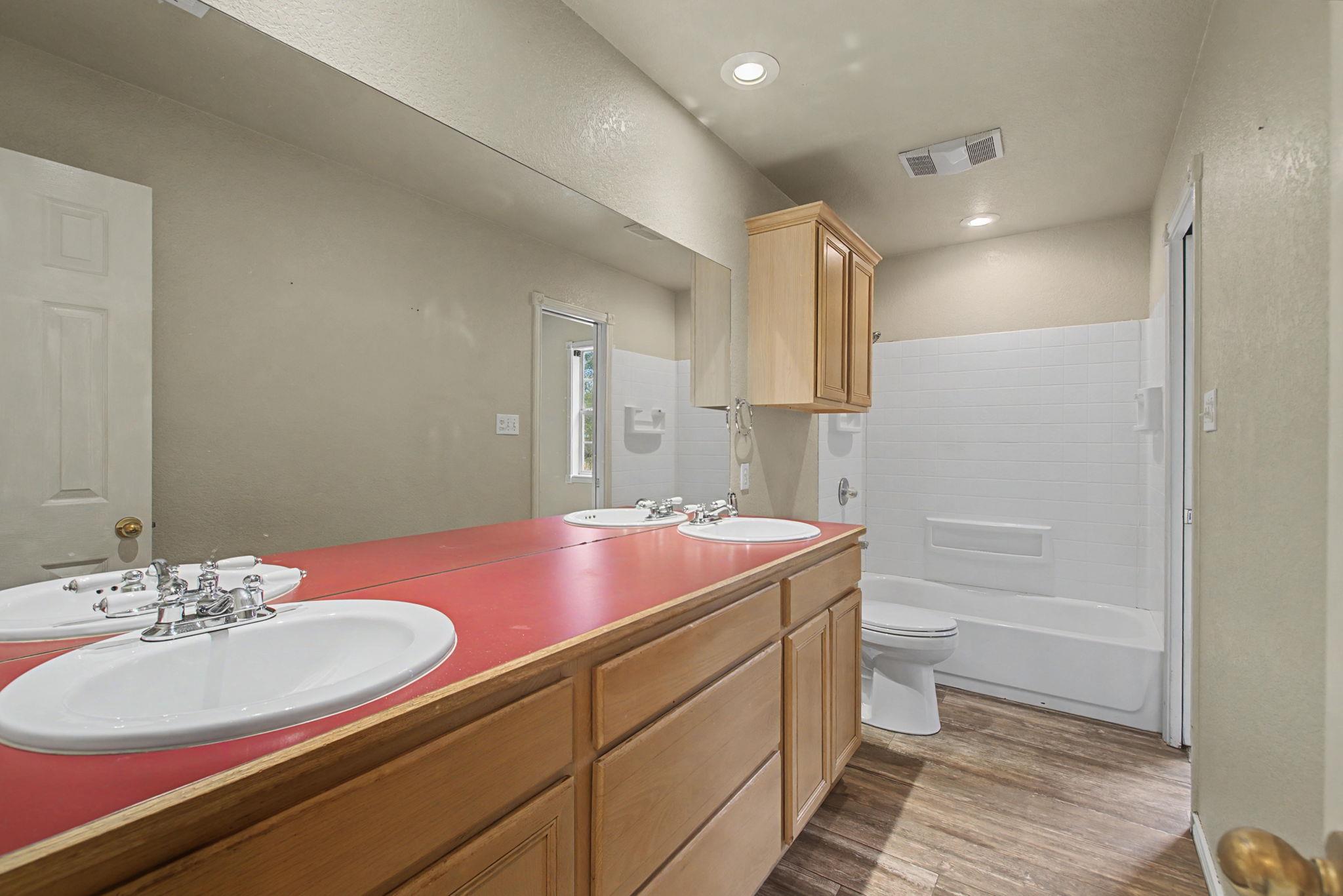 4308 Mountain View Dr, Kingsland, TX 78639