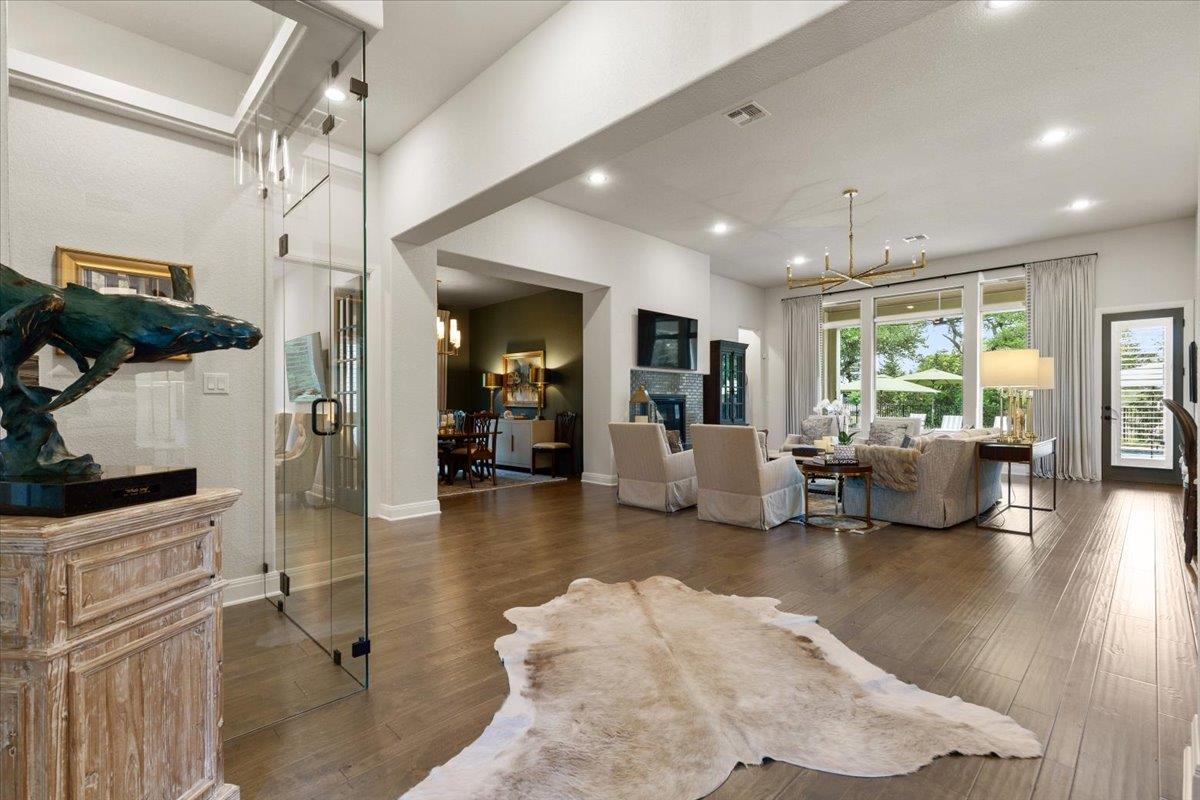 310 Flint Ridge Trl, Georgetown, TX 78628