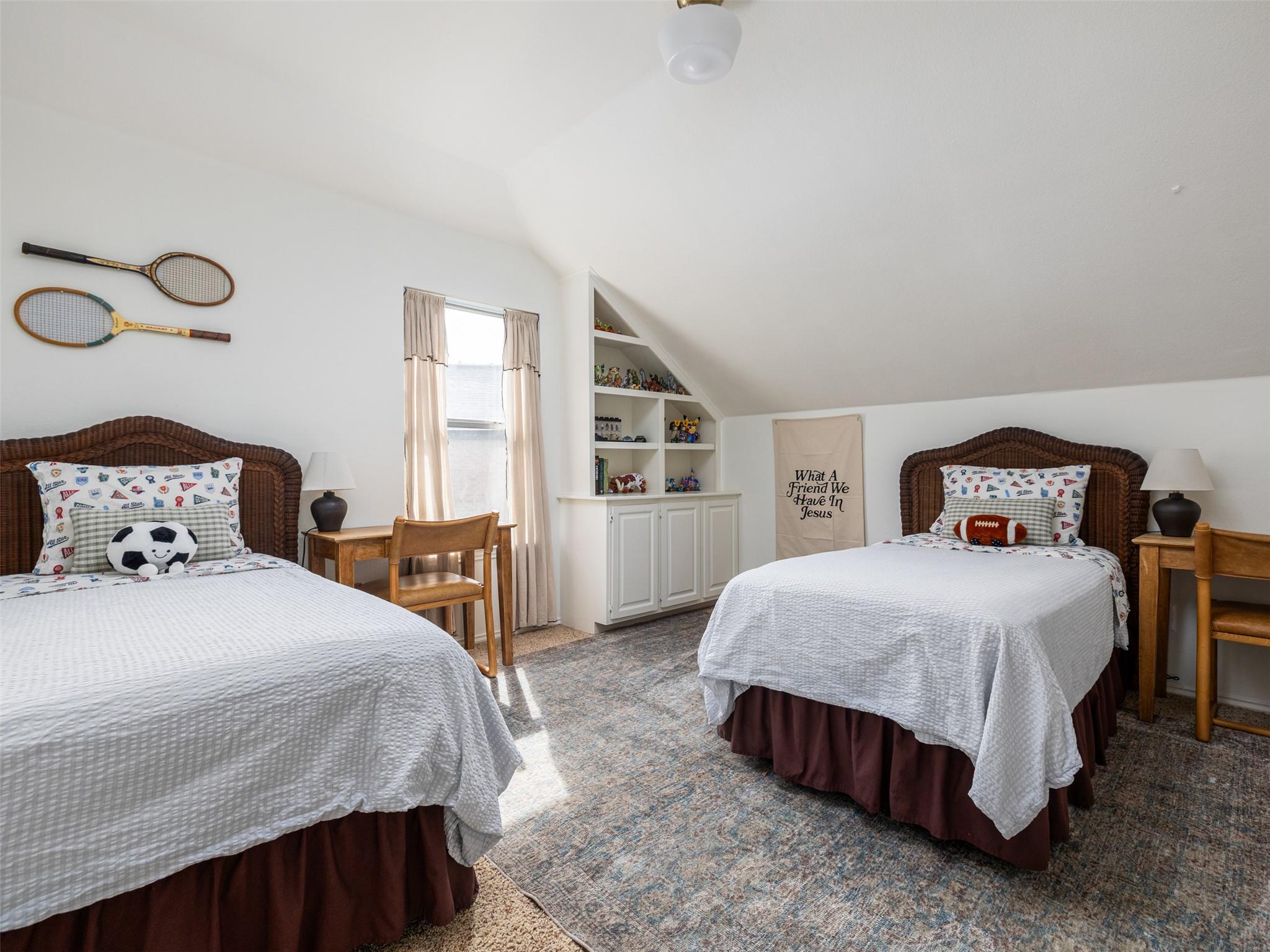 300 N Carriage Hills Dr, Georgetown, TX 78626