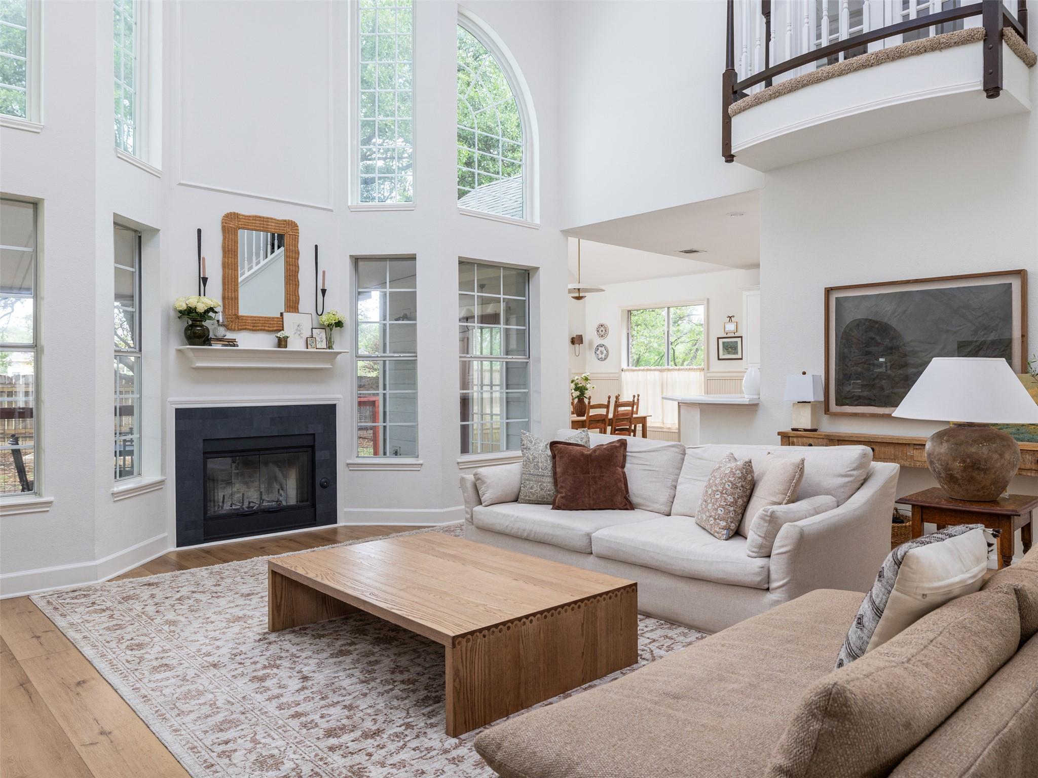 300 N Carriage Hills Dr, Georgetown, TX 78626