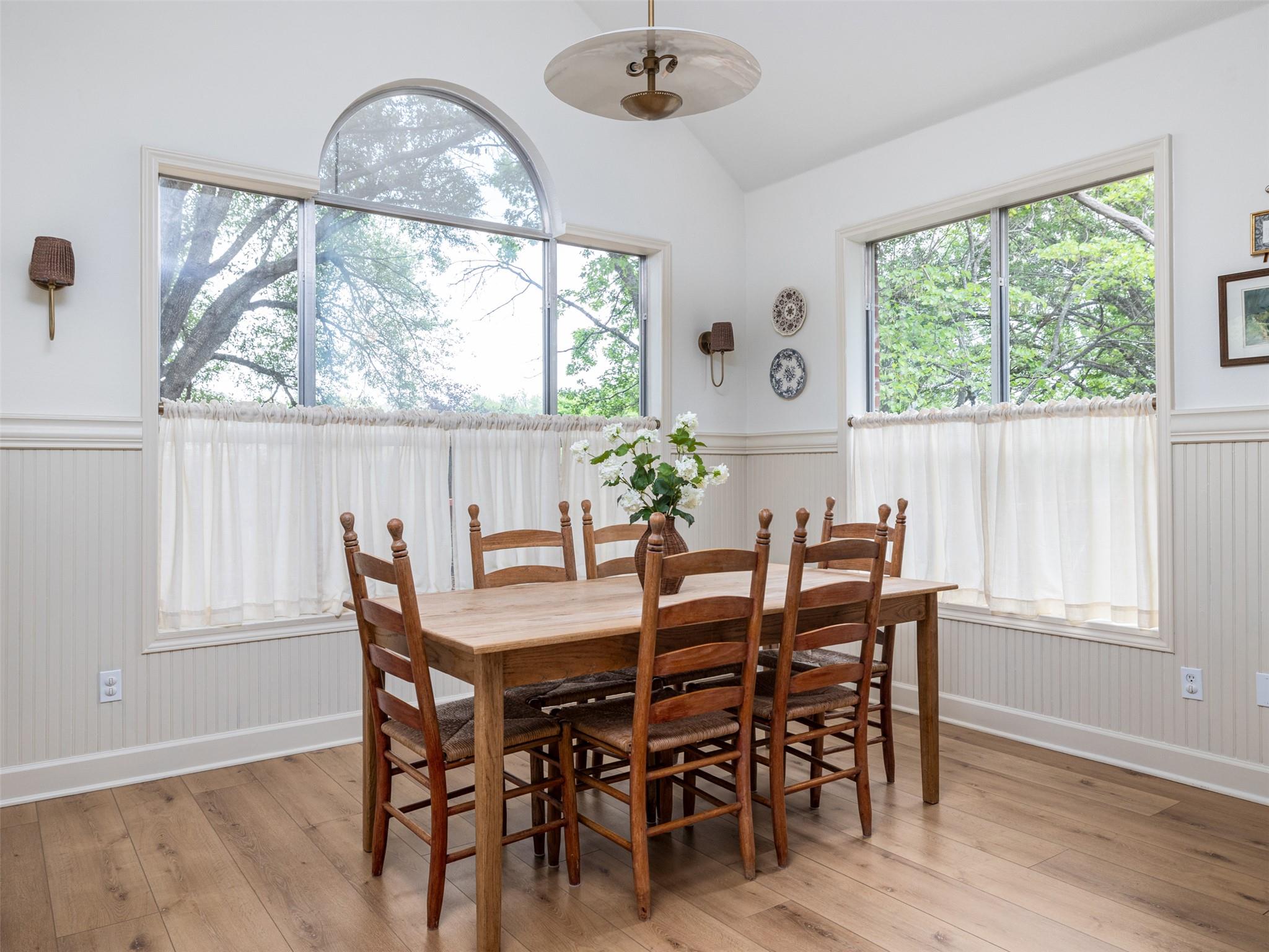 300 N Carriage Hills Dr, Georgetown, TX 78626