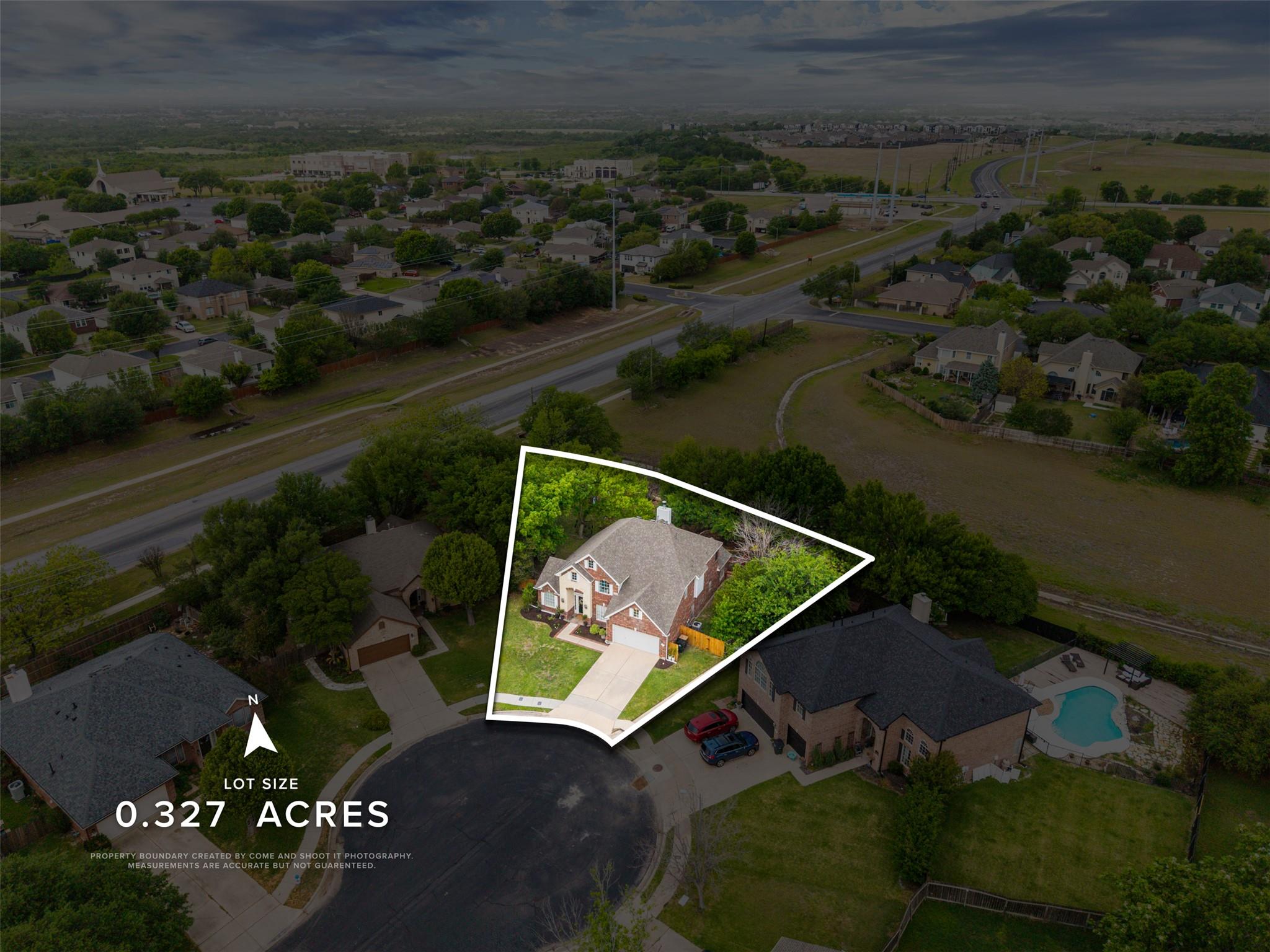 300 N Carriage Hills Dr, Georgetown, TX 78626