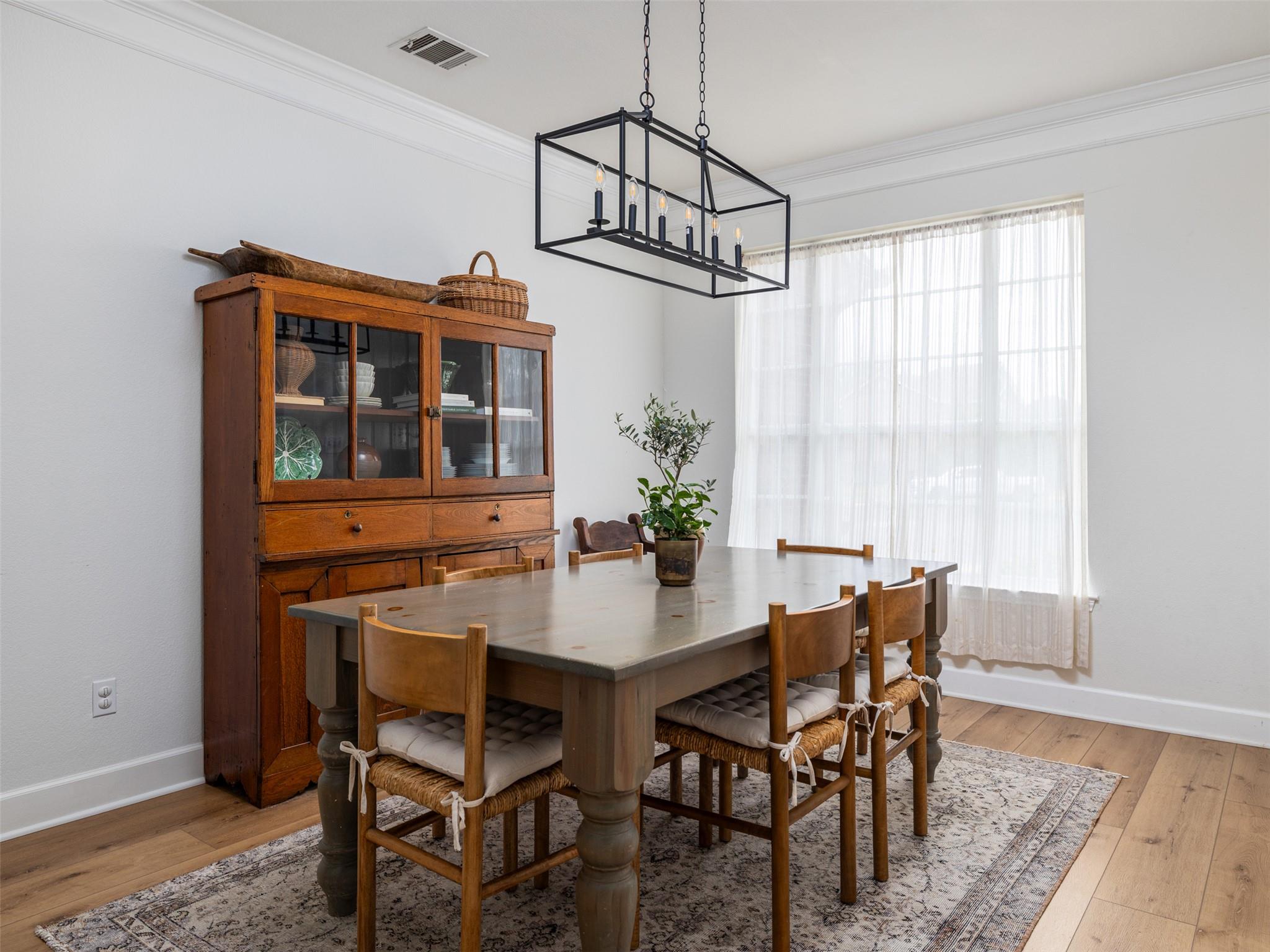 300 N Carriage Hills Dr, Georgetown, TX 78626