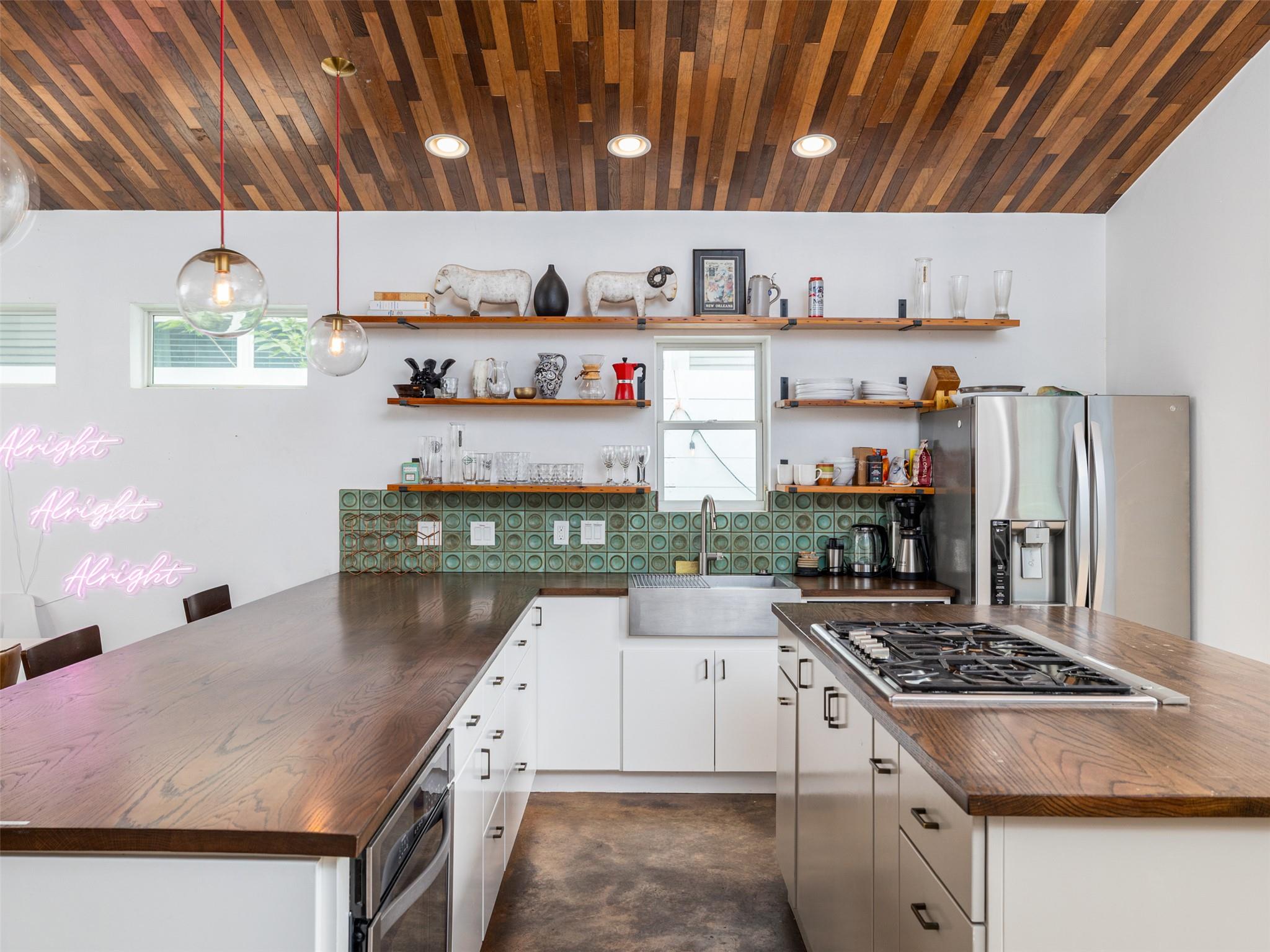 1109 Angelina St, Austin, TX 78702