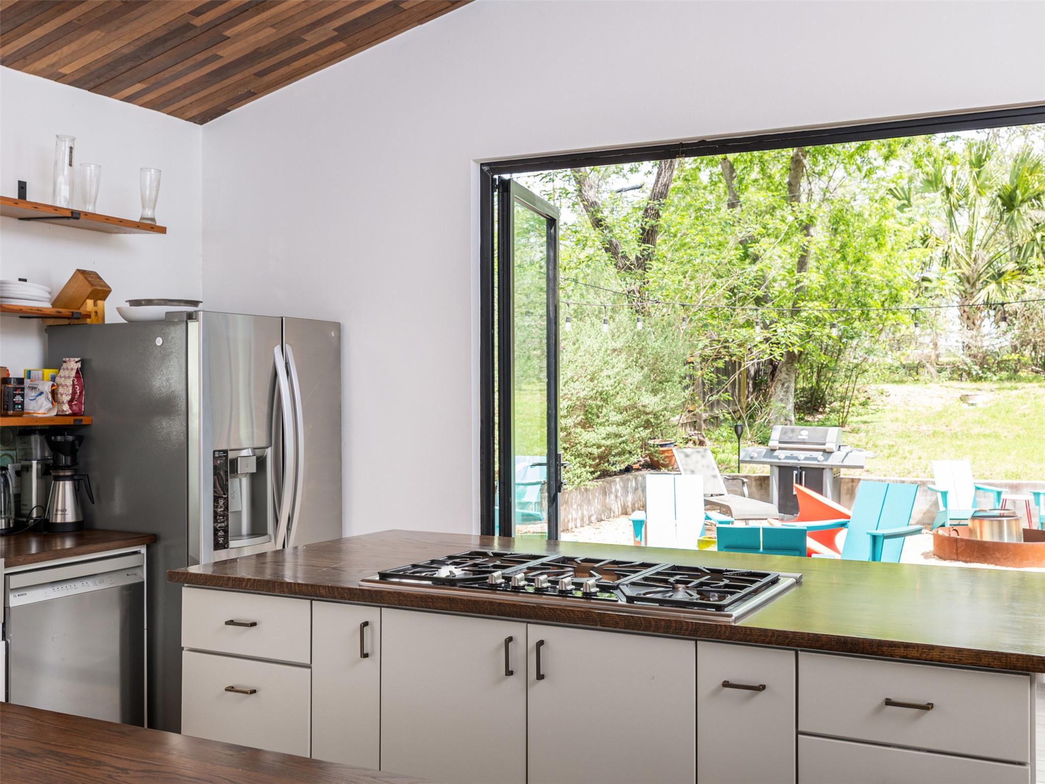 1109 Angelina St, Austin, TX 78702