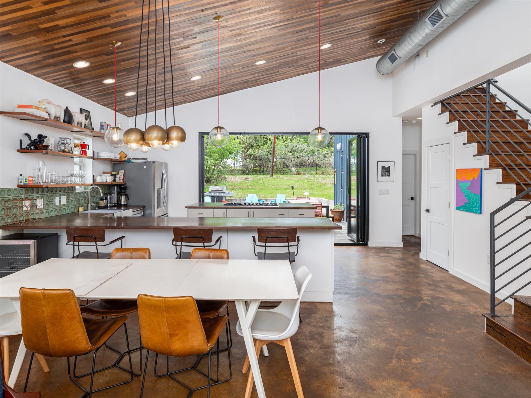 1109 Angelina St, Austin, TX 78702