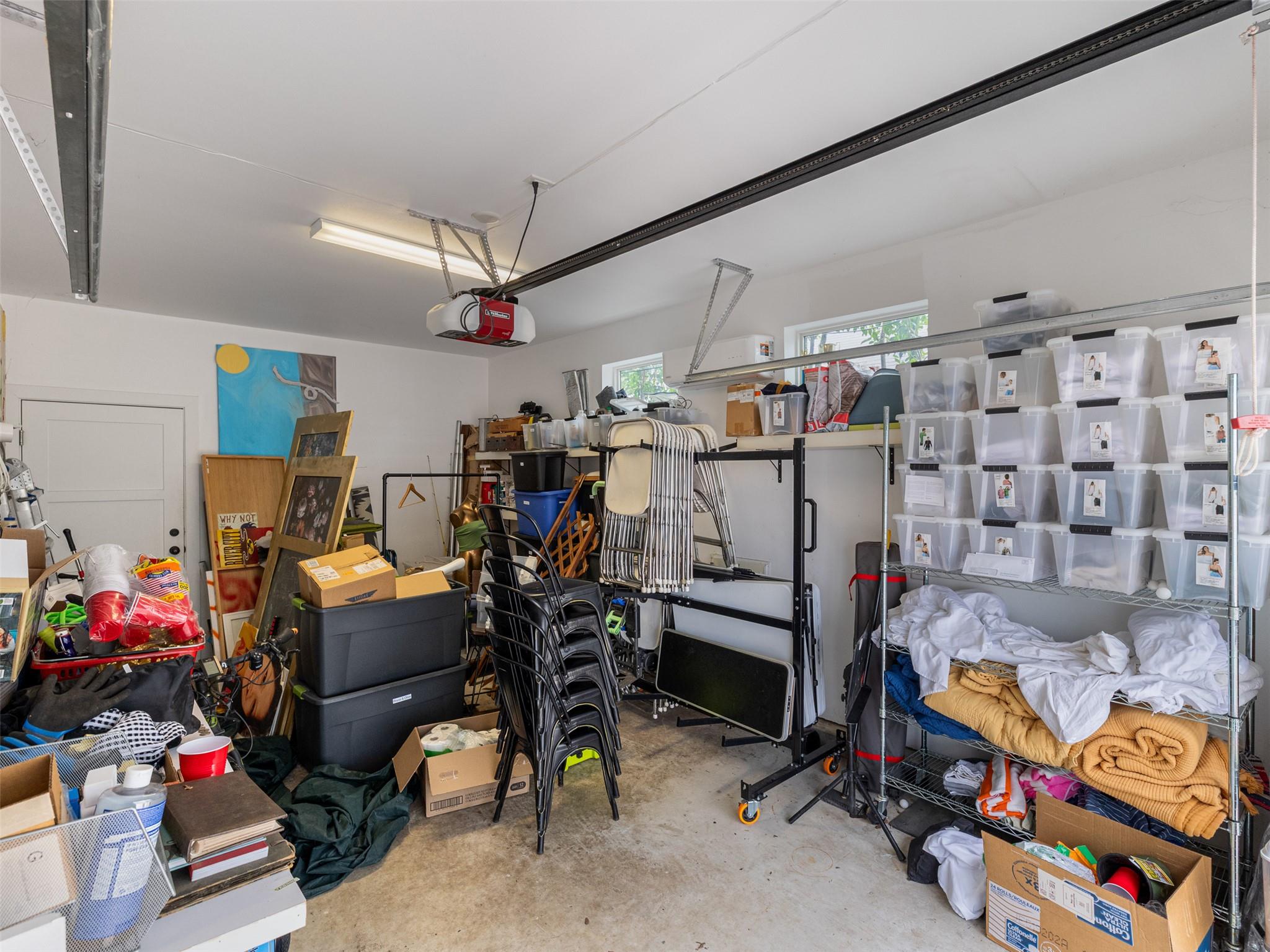 1109 Angelina St, Austin, TX 78702